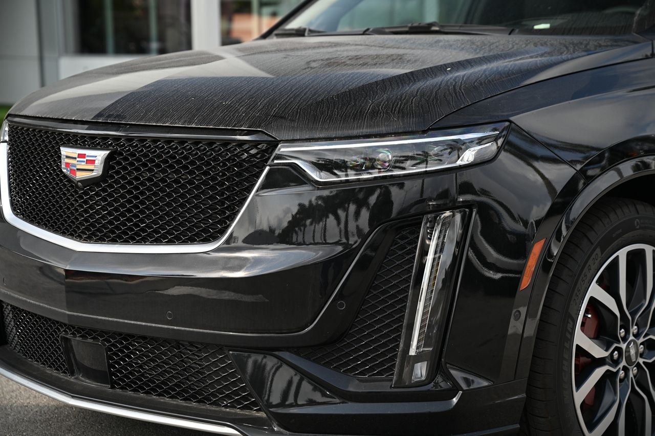 2023 Cadillac XT6 Sport 10