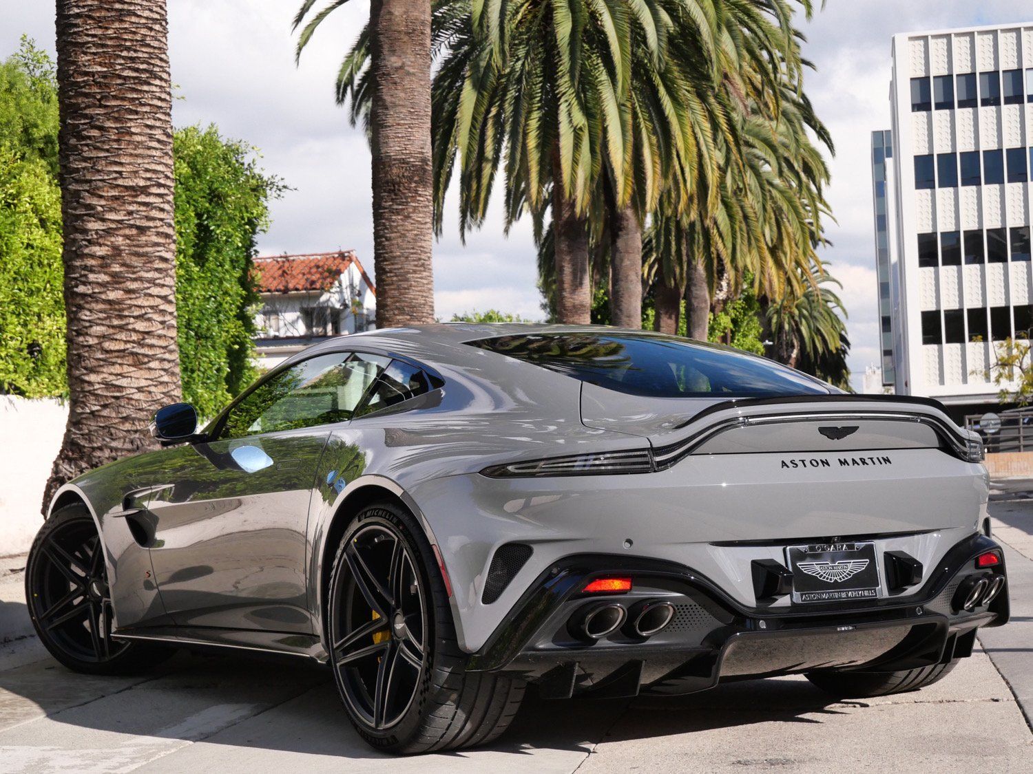 2026 Aston Martin Vantage S Coupe RWD