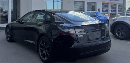 Used 2022 Tesla Model S Base with VIN 5YJSA1E53NF458687 for sale in Highland Park, IL