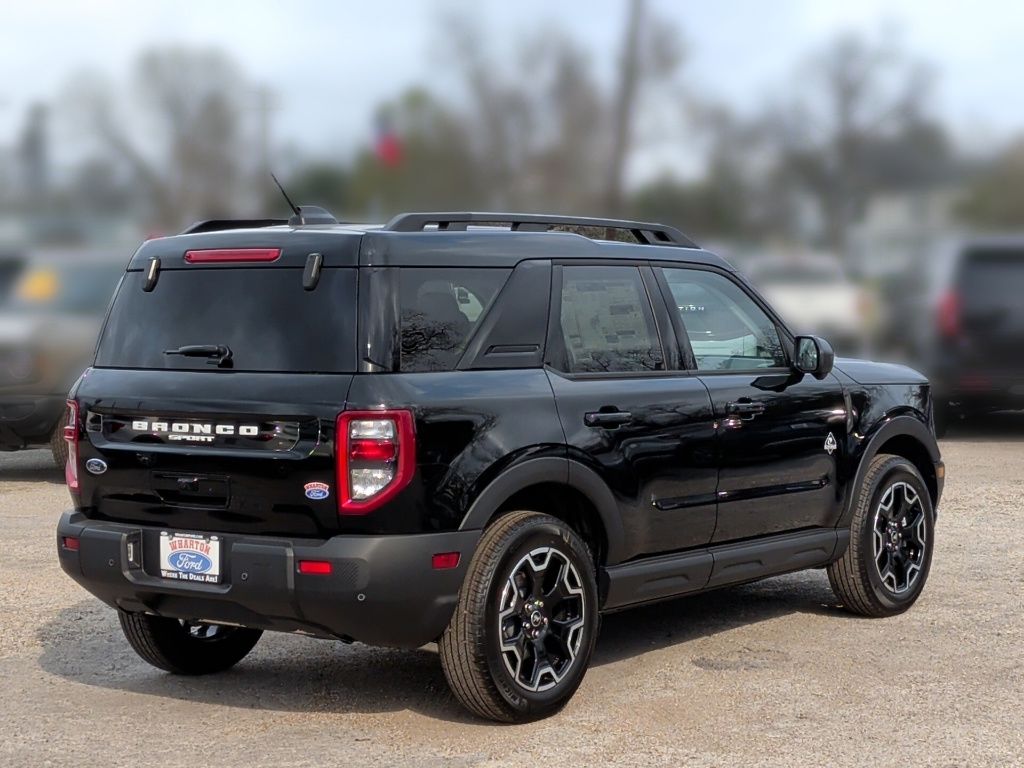 2025 Ford Bronco Sport Outer Banks - 4