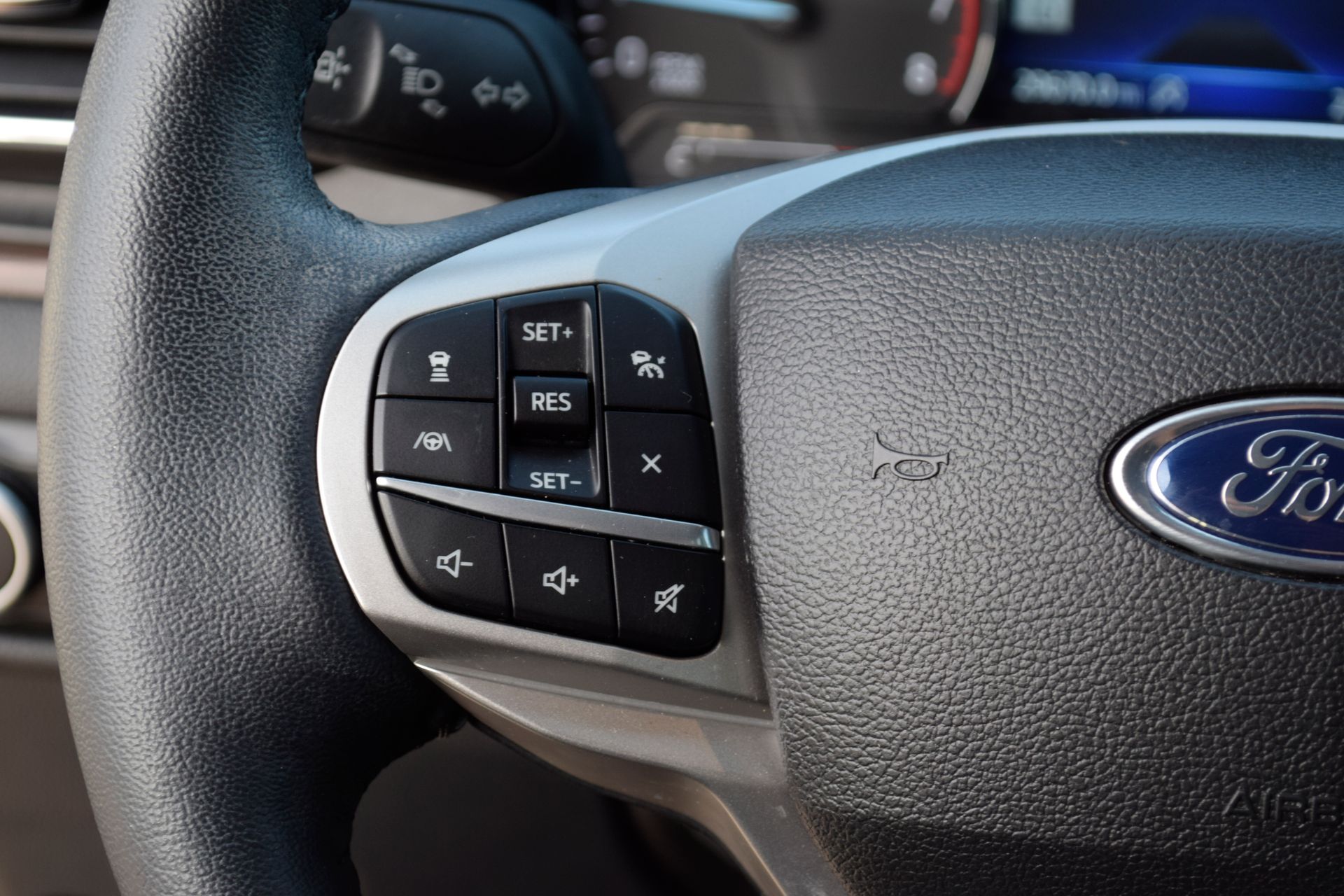 2023 Ford Explorer Limited Black at North Houston Mitsubishi