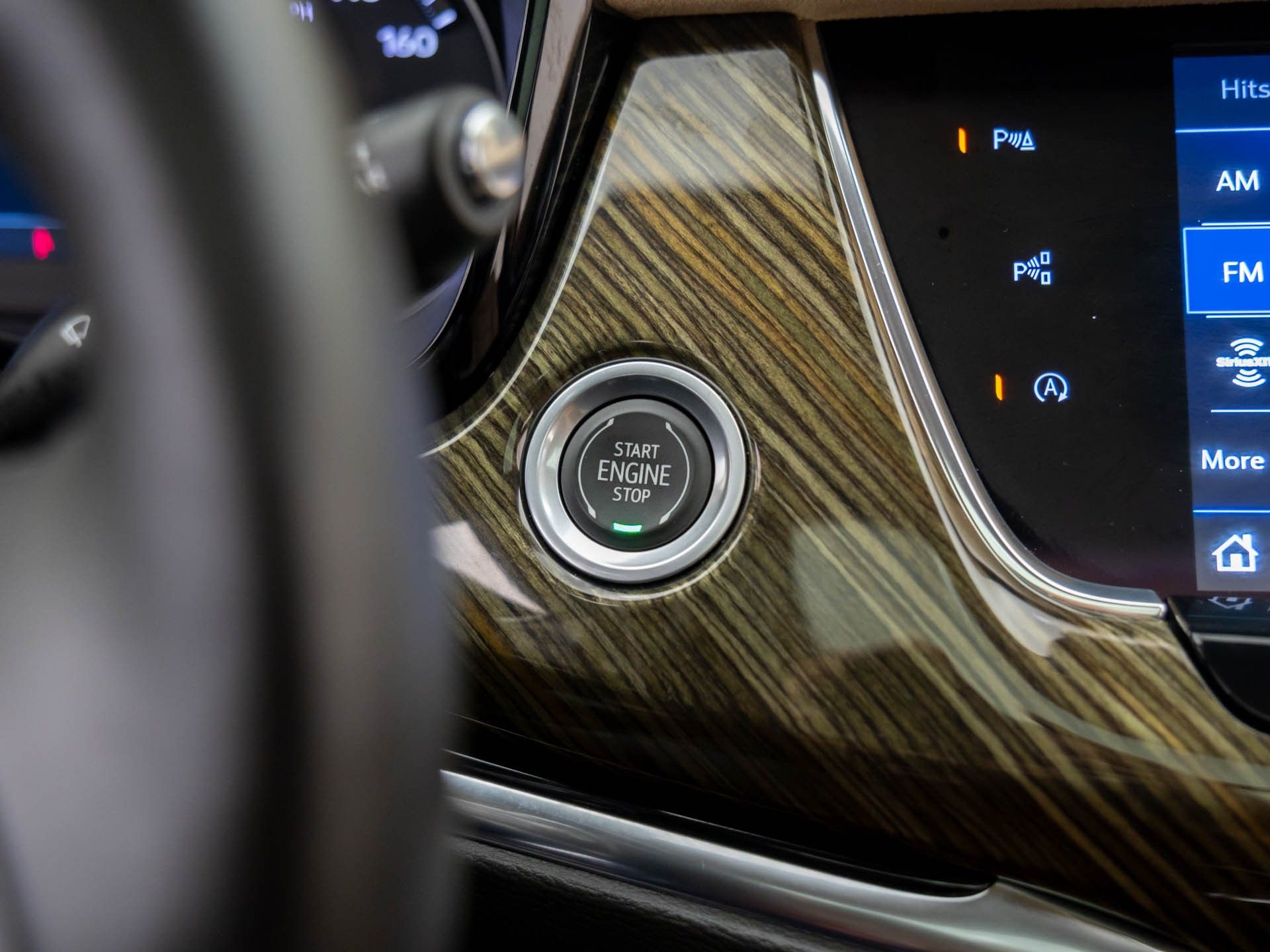 2023 Cadillac XT6 Sport photo