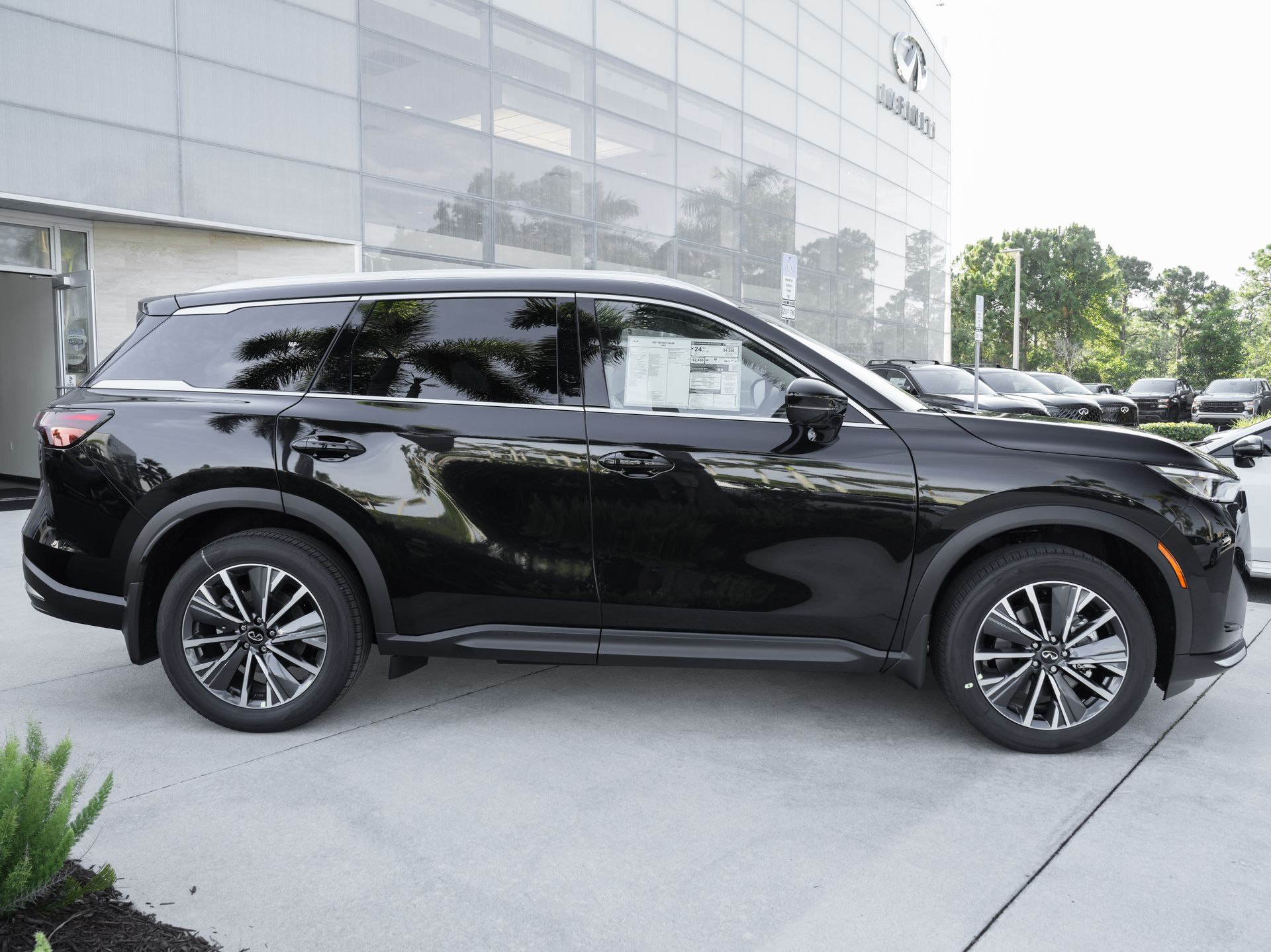new 2027 INFINITI QX60 car, priced at $53,959