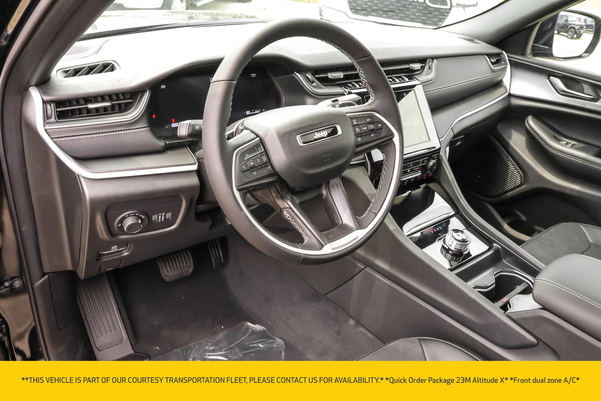 2025 JEEP GRAND CHEROKEE - Image 4