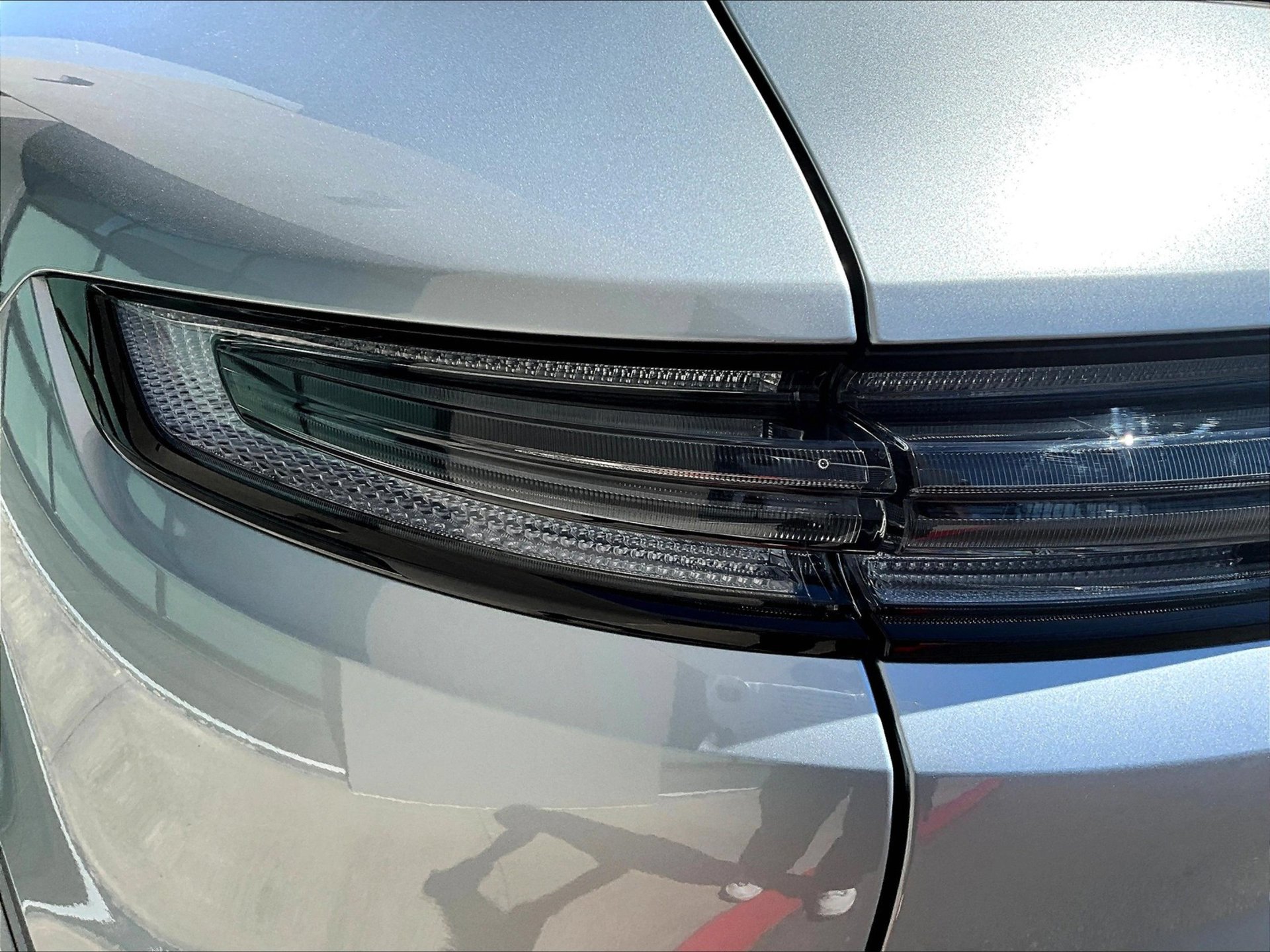 2025 Cayenne GTS picture #19