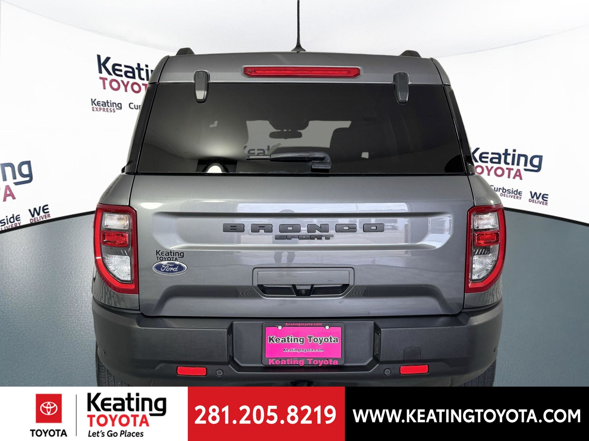 View vehicle photo 6