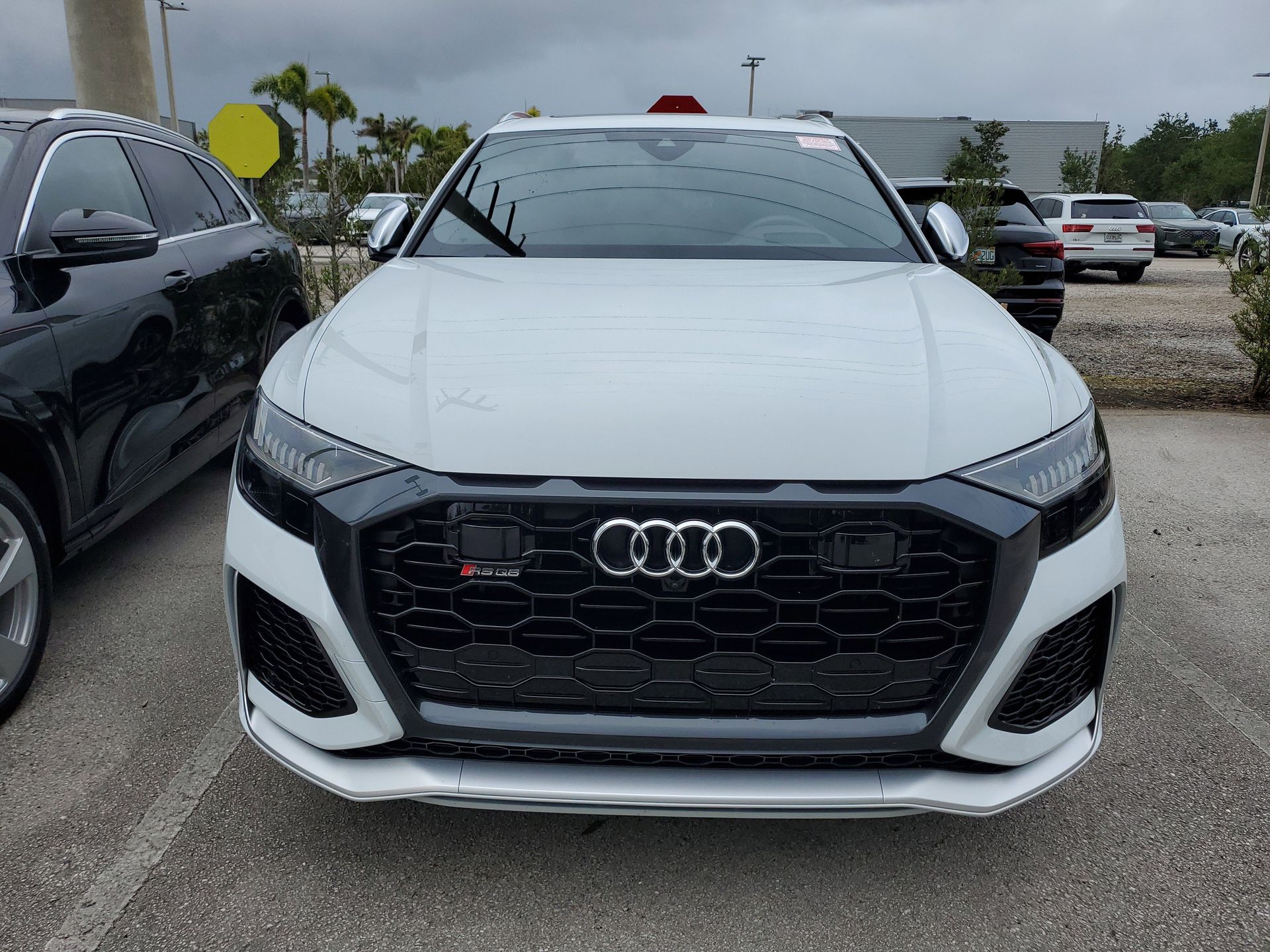 View vehicle photo 2