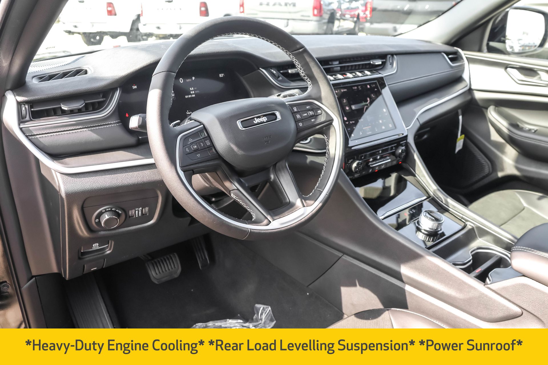 2025 JEEP GRAND CHEROKEE - Image 4