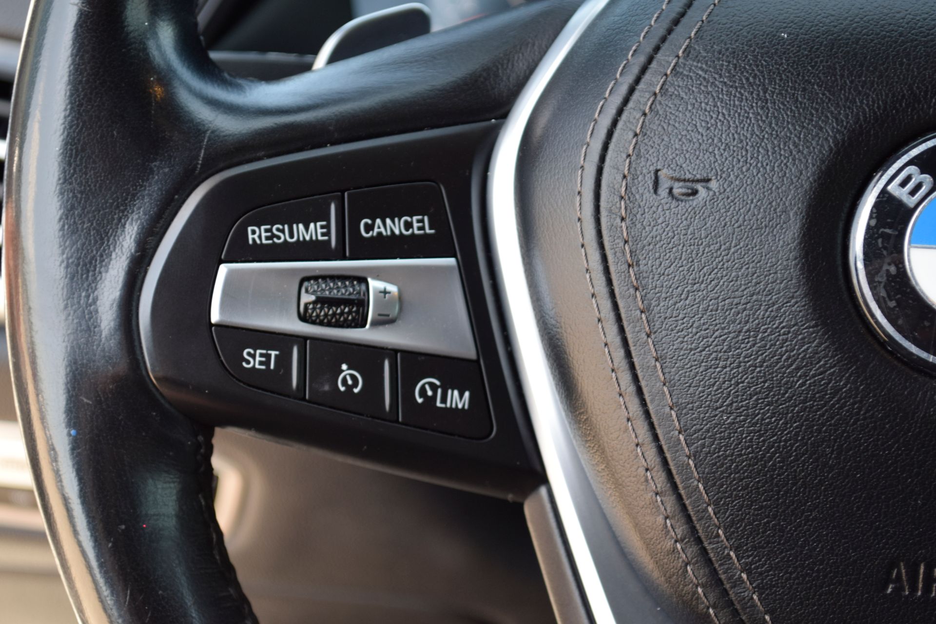 2019 BMW X5 xDrive40i White at Ultimate Motorsports