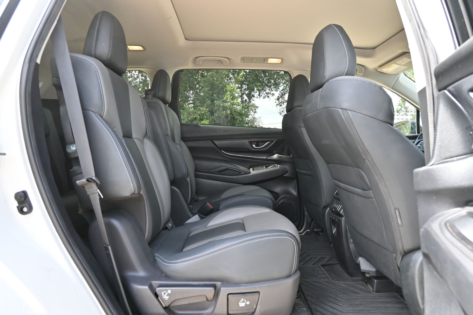 2022 Subaru Ascent Onyx Edition White at Big Star Chrysler Jeep Dodge Ram 