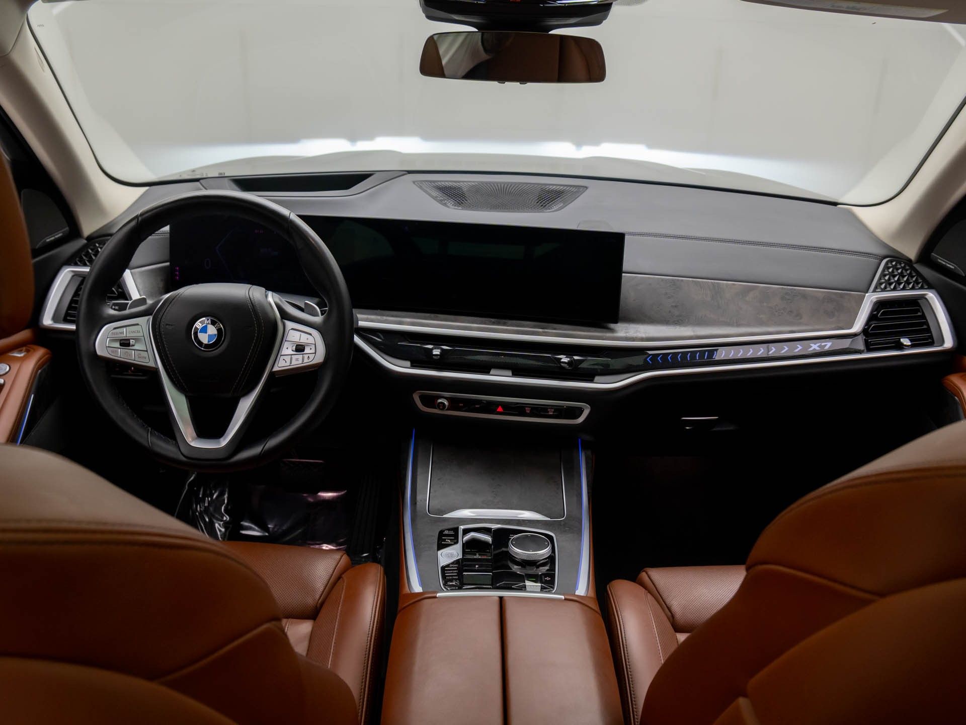 2023 BMW X7 xDrive40i photo