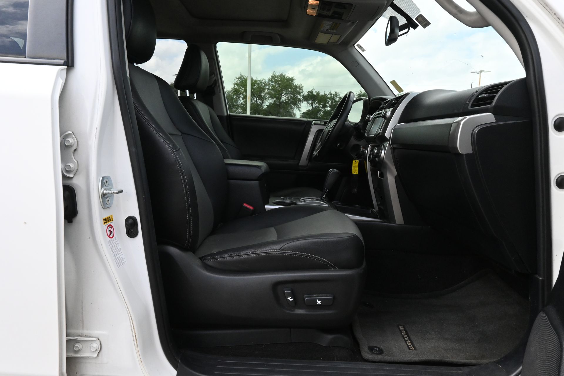 2014 Toyota 4Runner SR5 Premium White at Emmons Autoplex