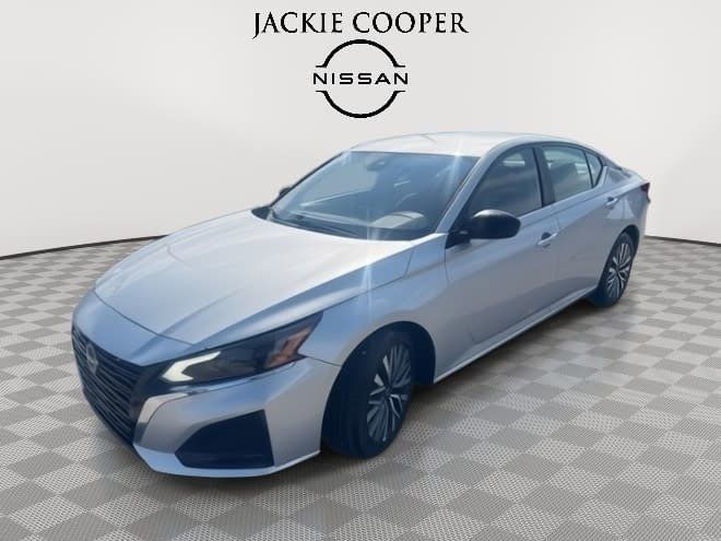 2024 Nissan Altima 2.5 SV FWD