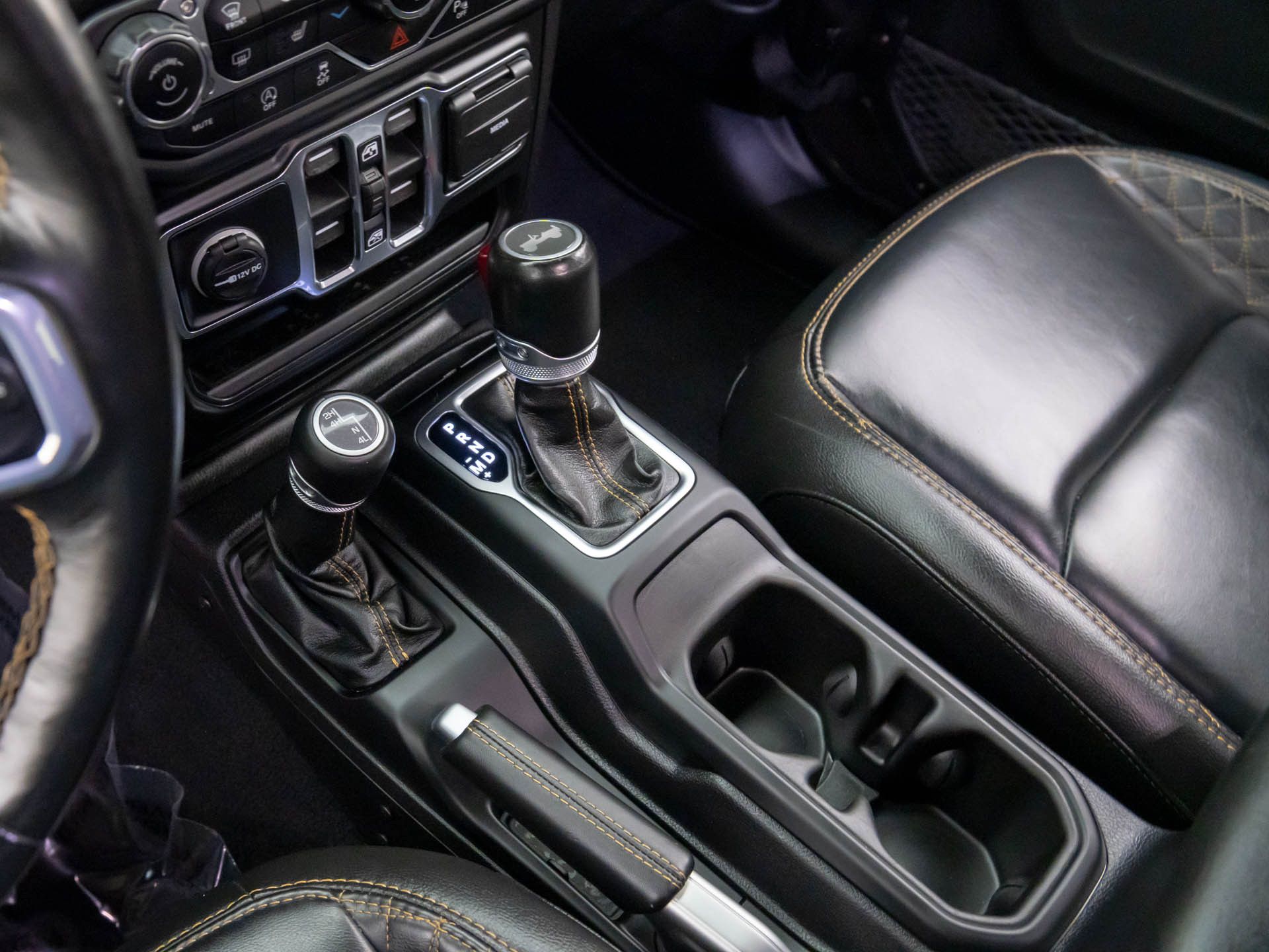 2021 Jeep Wrangler Unlimited Sahara High Altitude photo