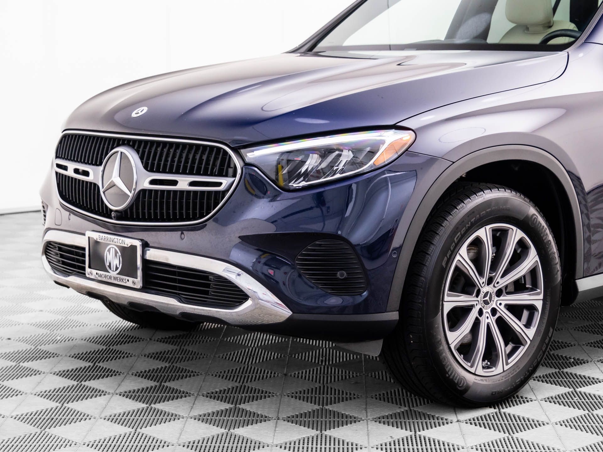 2023 Mercedes-Benz GLC GLC 300 photo