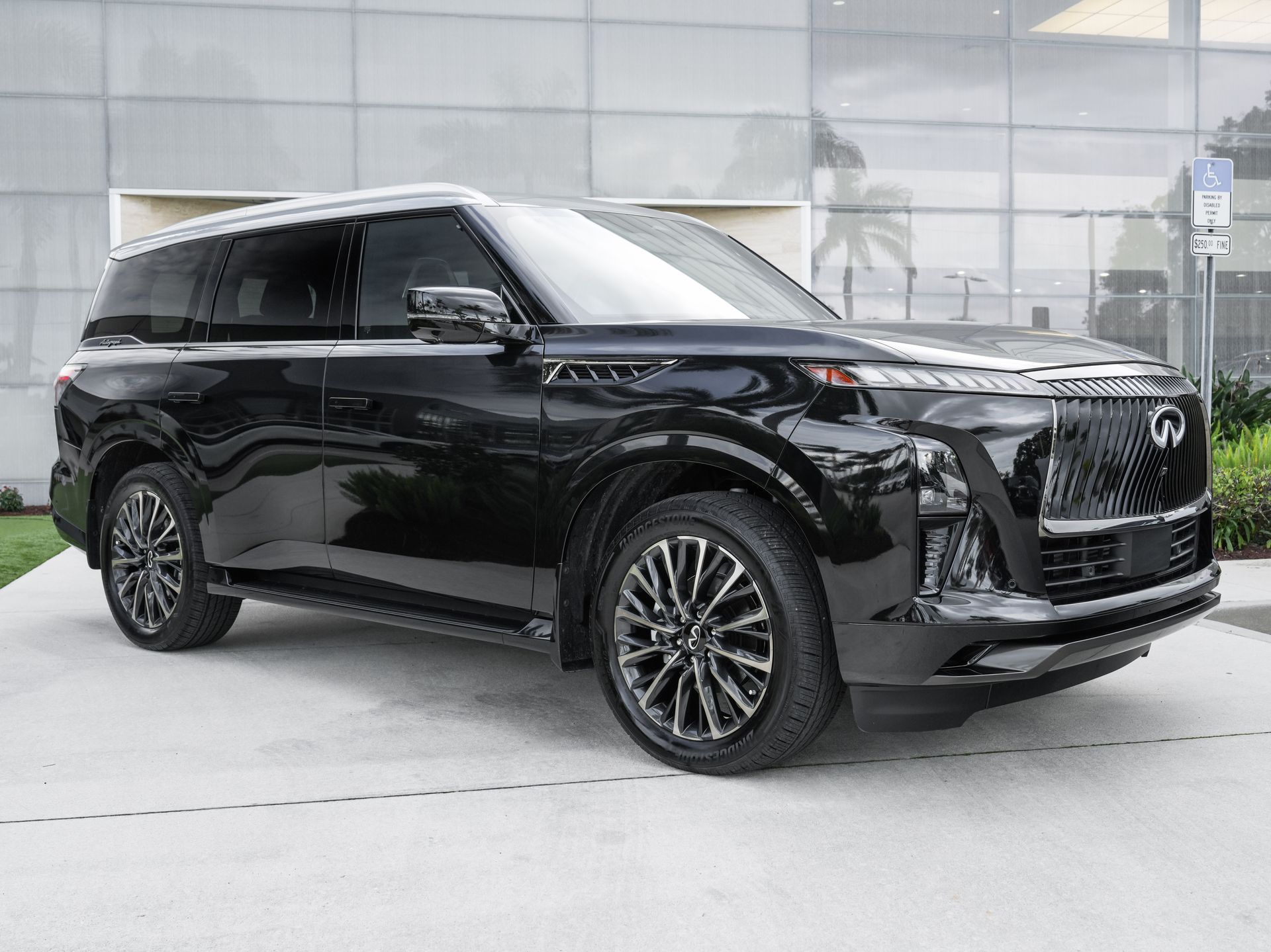 used 2026 INFINITI QX80 car, priced at $92,600