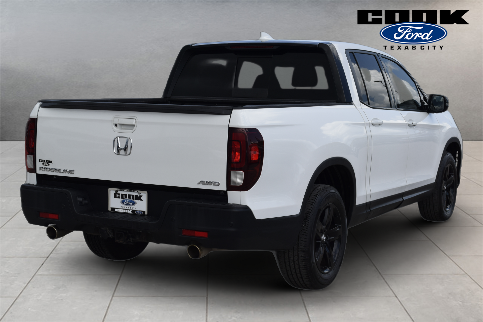 2023 Honda Ridgeline Black Edition - 2