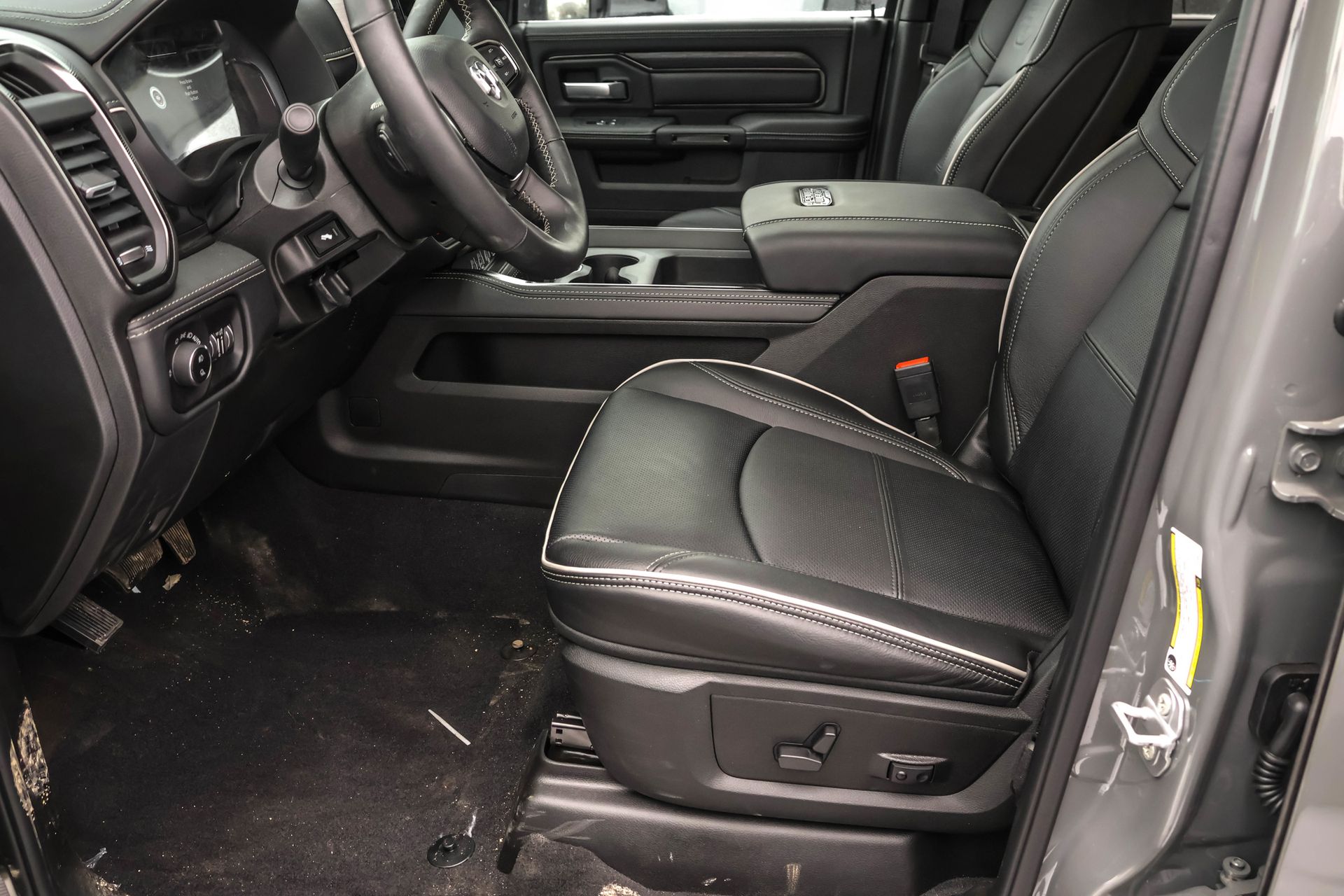 2026 RAM 2500 - Image 4