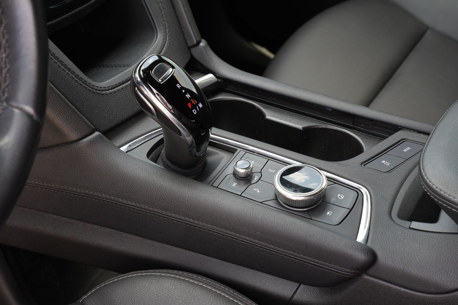 2023 Cadillac XT5 Luxury Black at South Houston Nissan