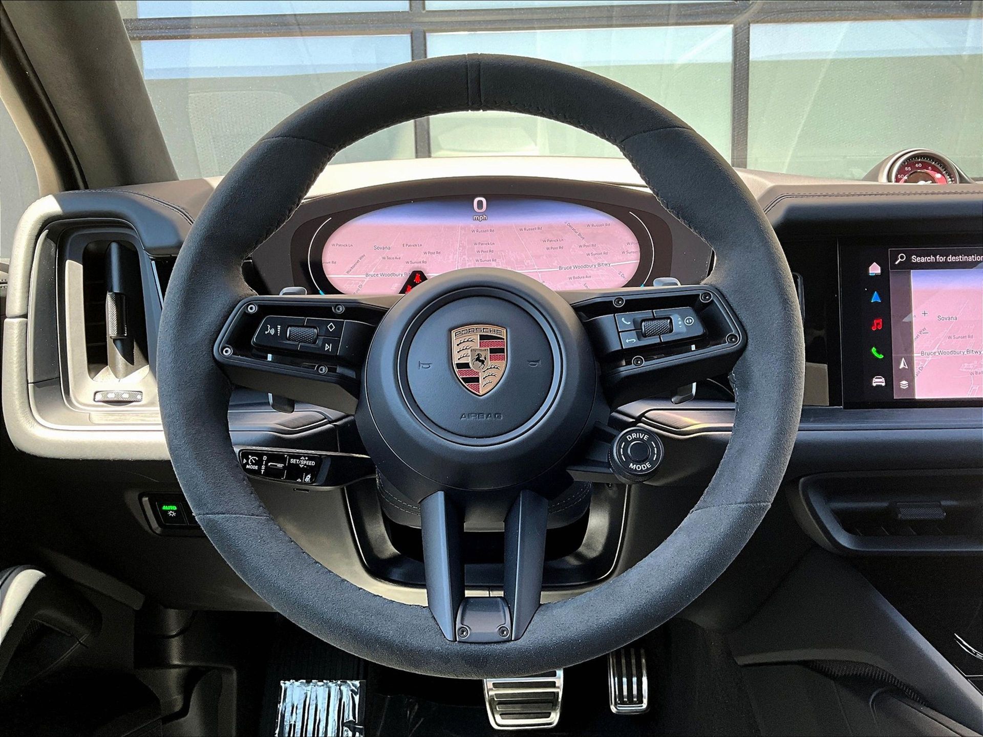 2025 Cayenne GTS picture #13