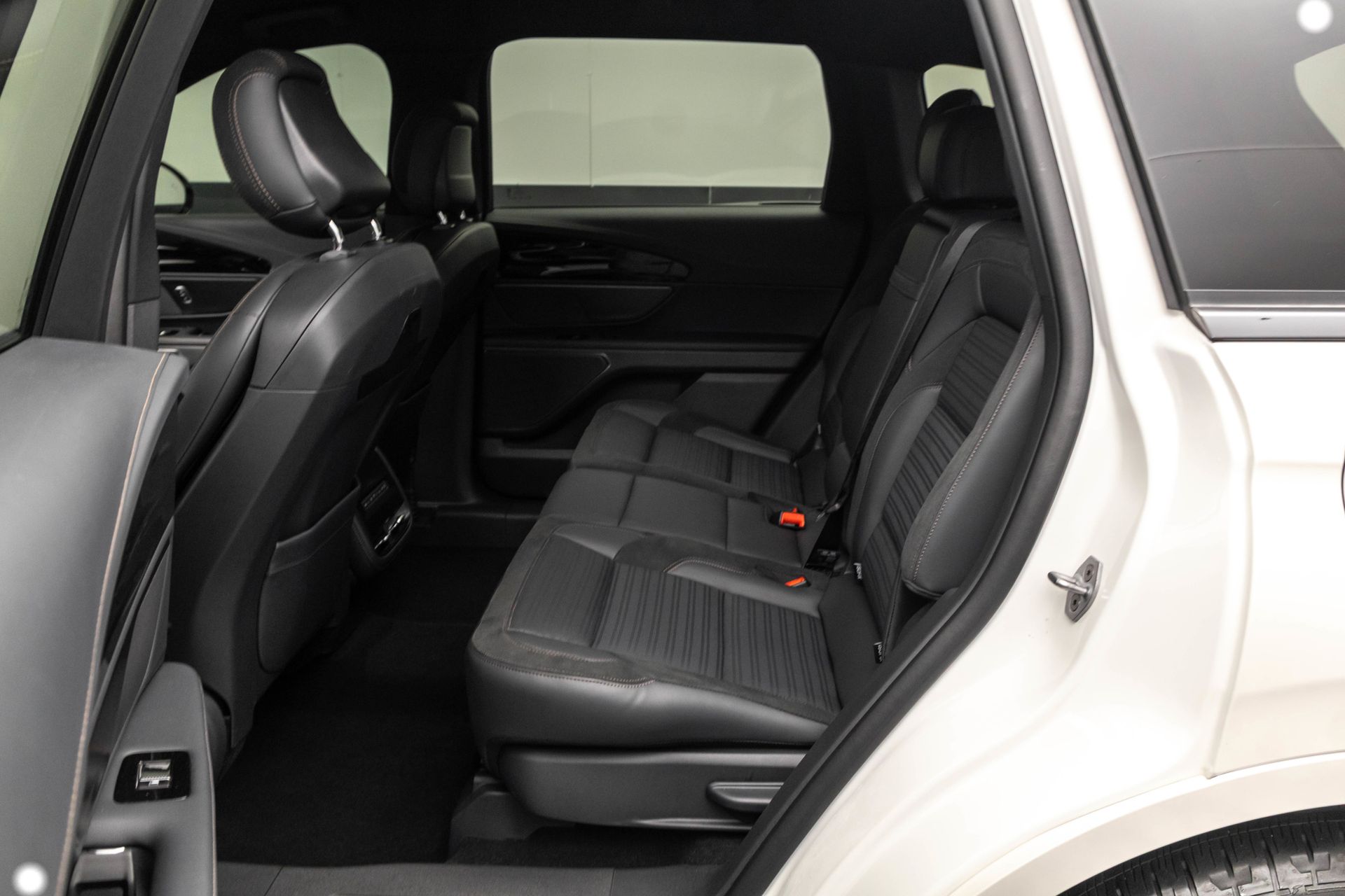 2024 LINCOLN NAUTILUS - Image 30