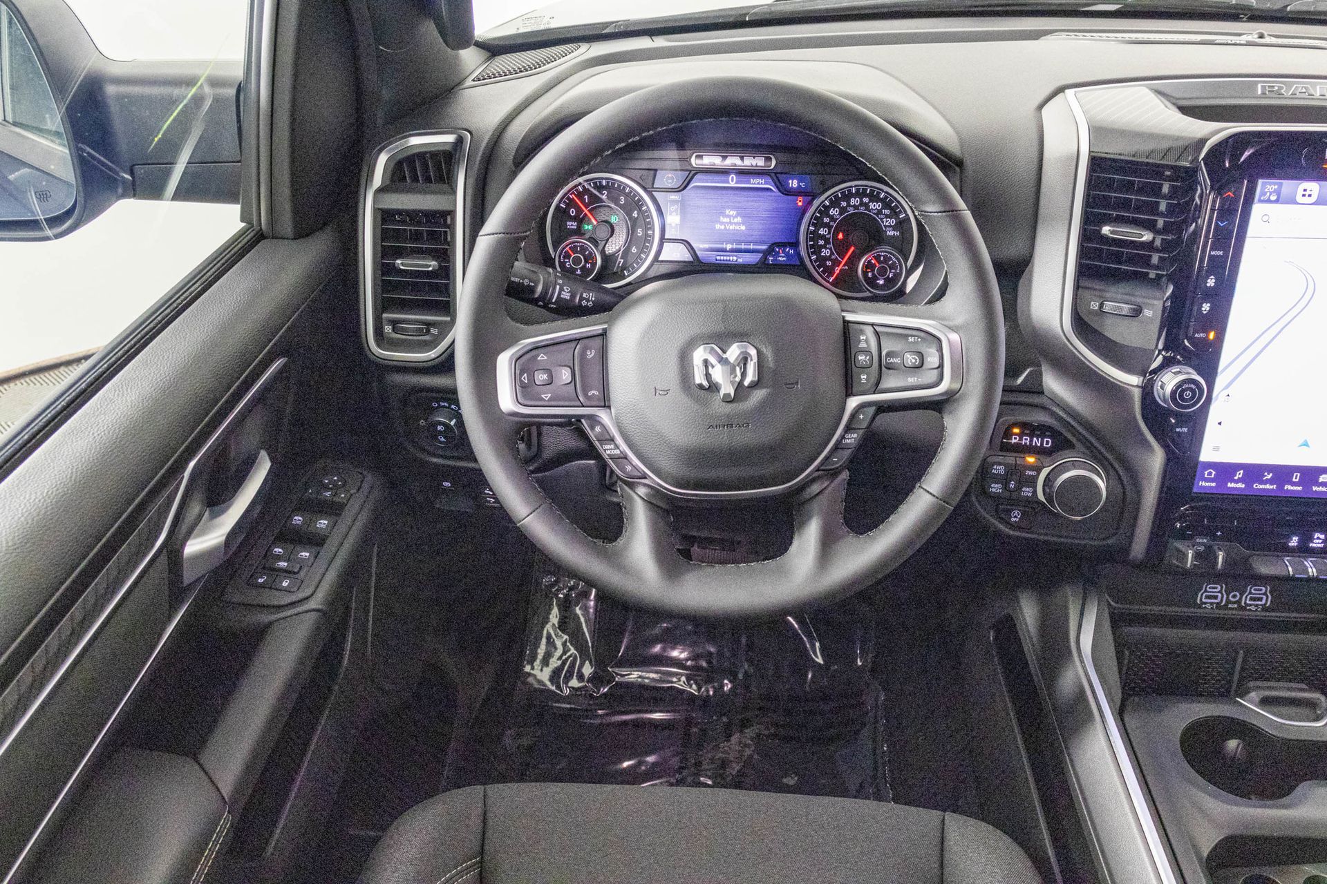 2026 RAM 1500 - Image 27