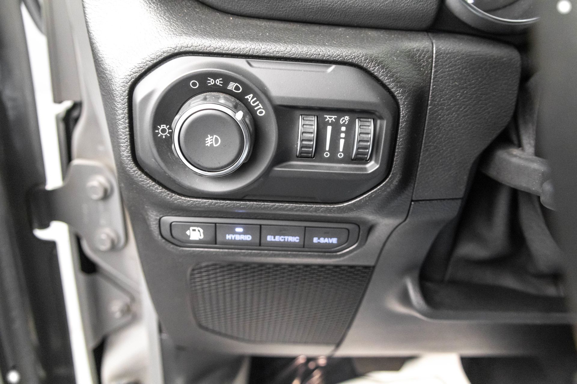 2021 JEEP WRANGLER - Image 18