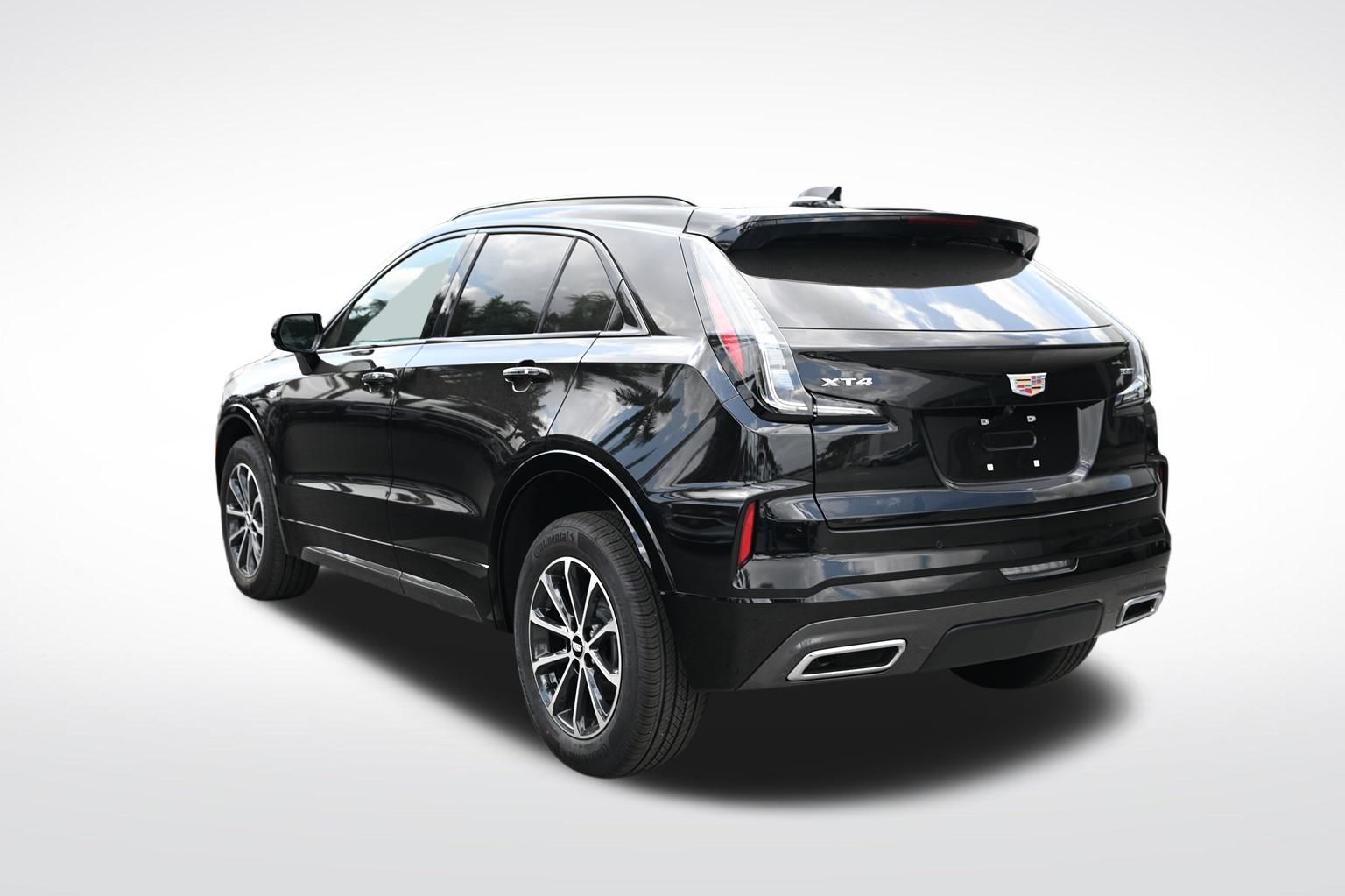 2024 Cadillac XT4 Sport 3