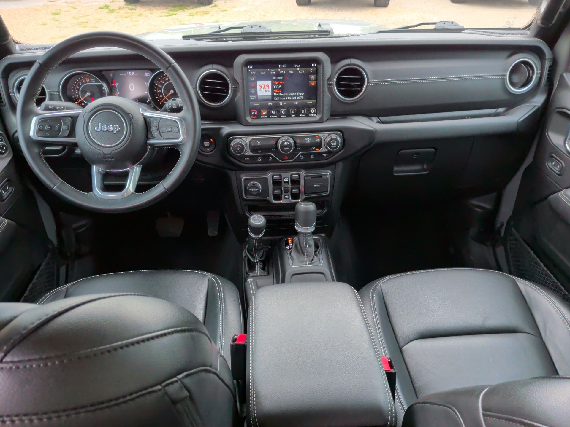 2021 Jeep Wrangler Unlimited Sahara - 11