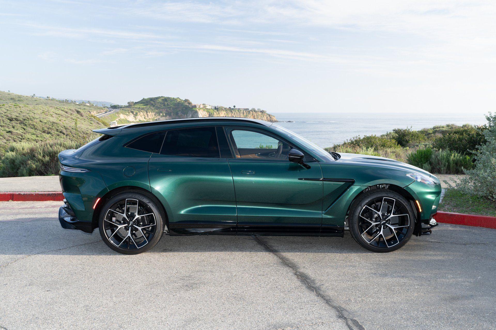 Aston Martin 2026 DBX 707