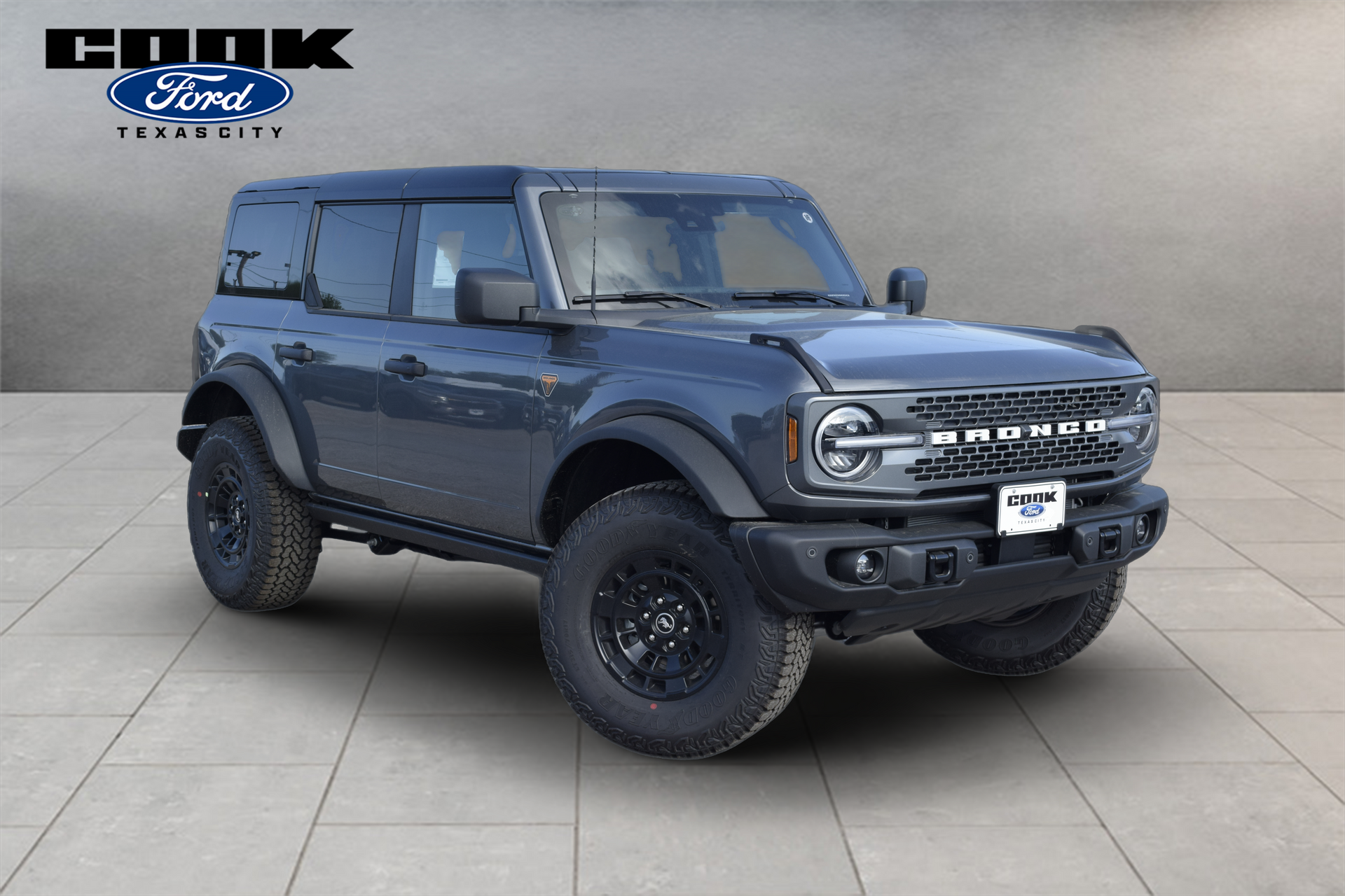 2026 Ford Bronco Badlands Gray at Cook Ford