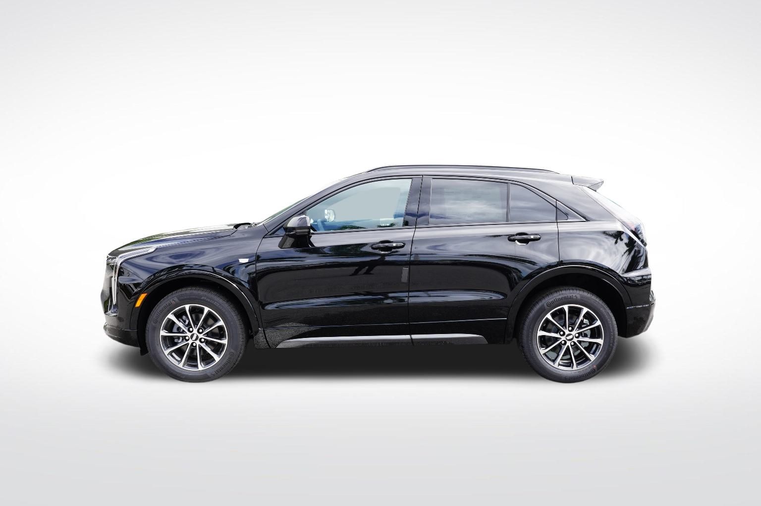 2024 Cadillac XT4 Sport 2