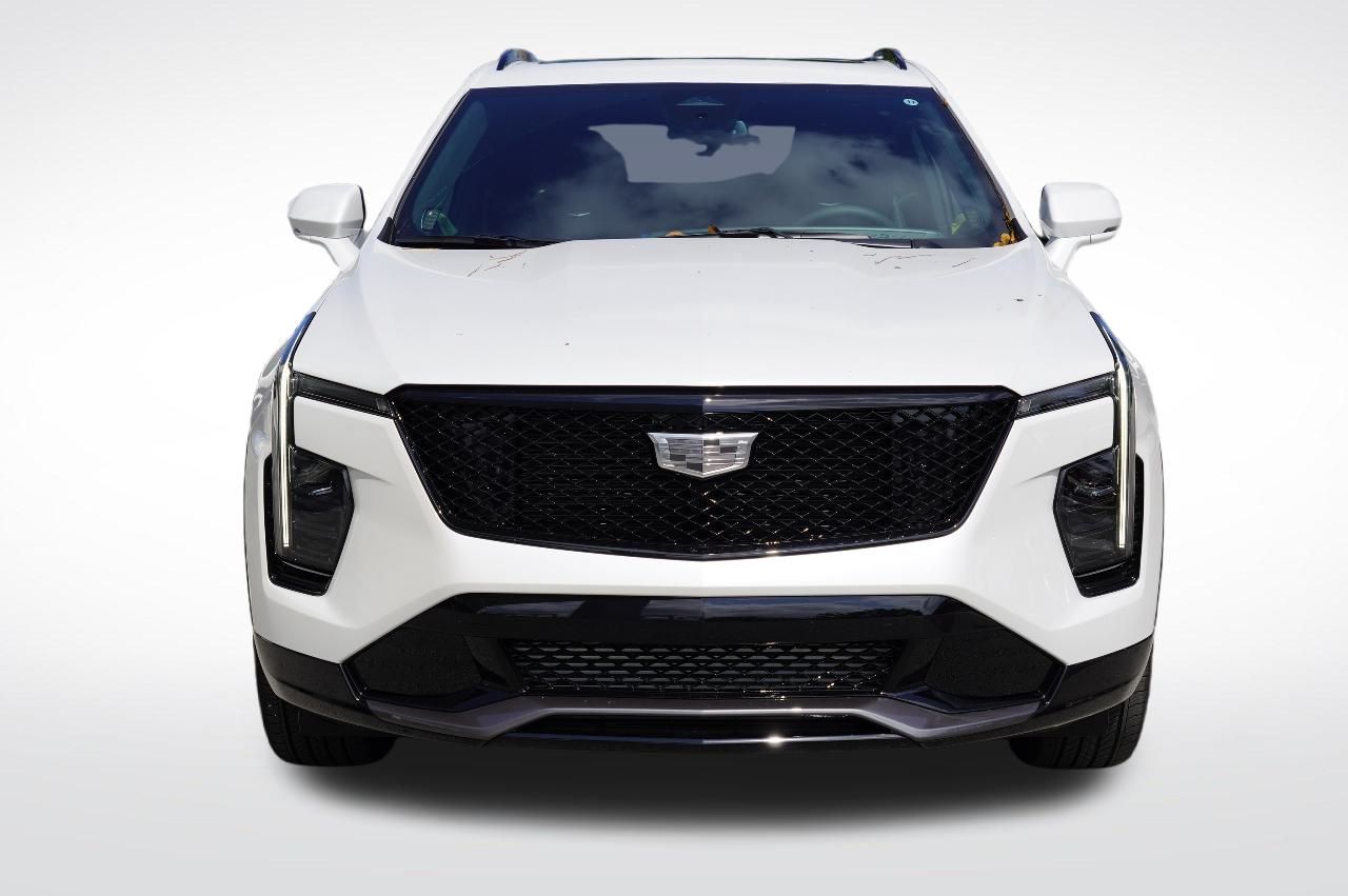 2024 Cadillac XT4 Sport 8