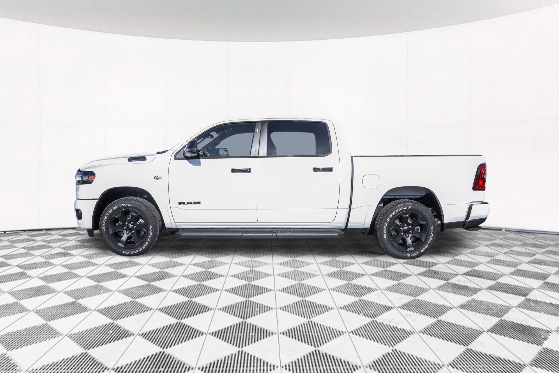 2026 RAM 1500 - Image 8