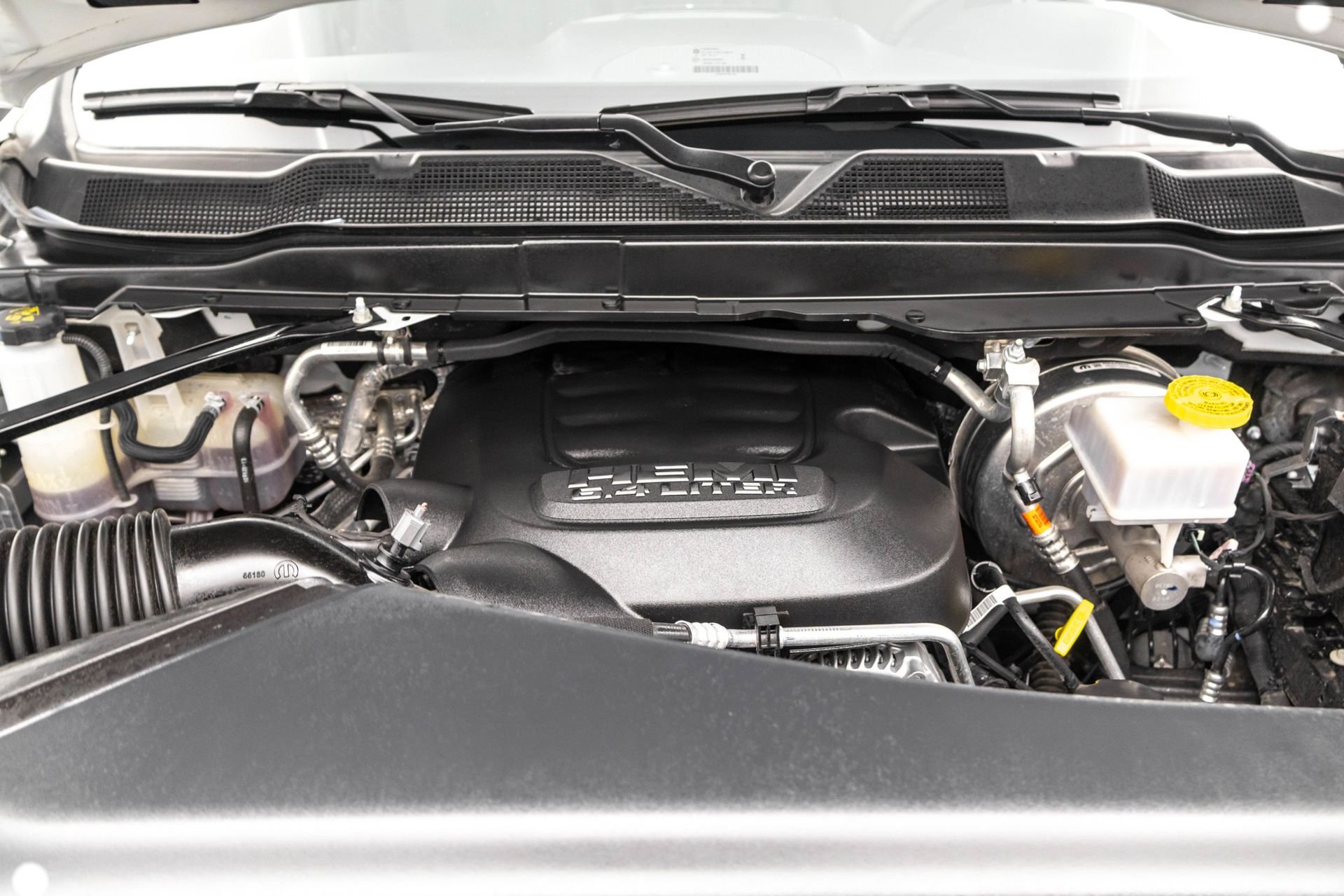 2025 RAM 2500 - Image 47