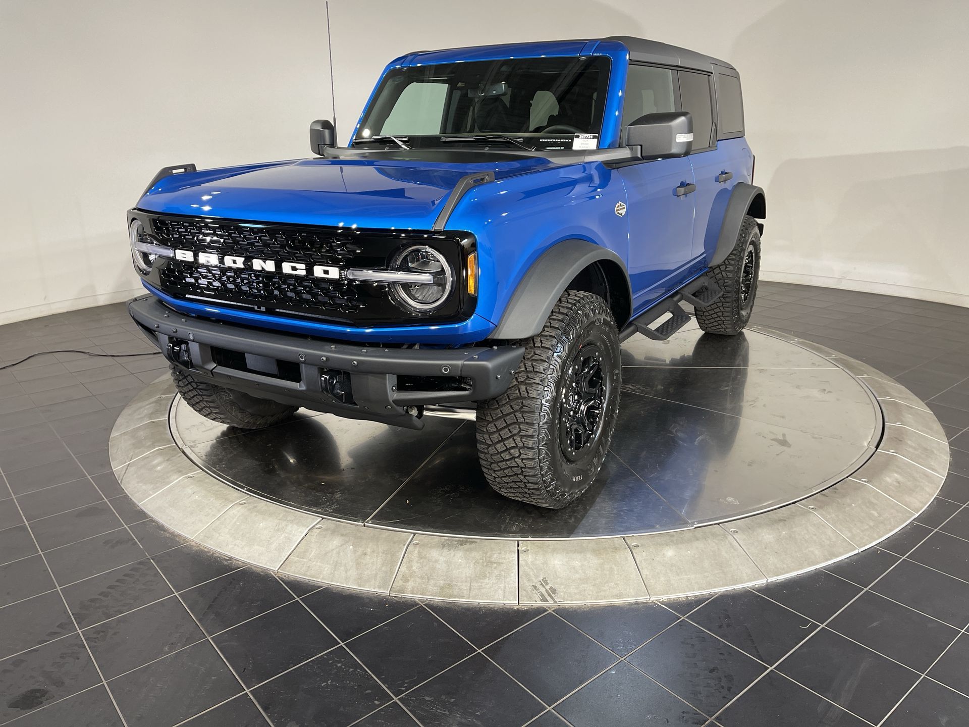 2024 Ford Bronco Wildtrak 13