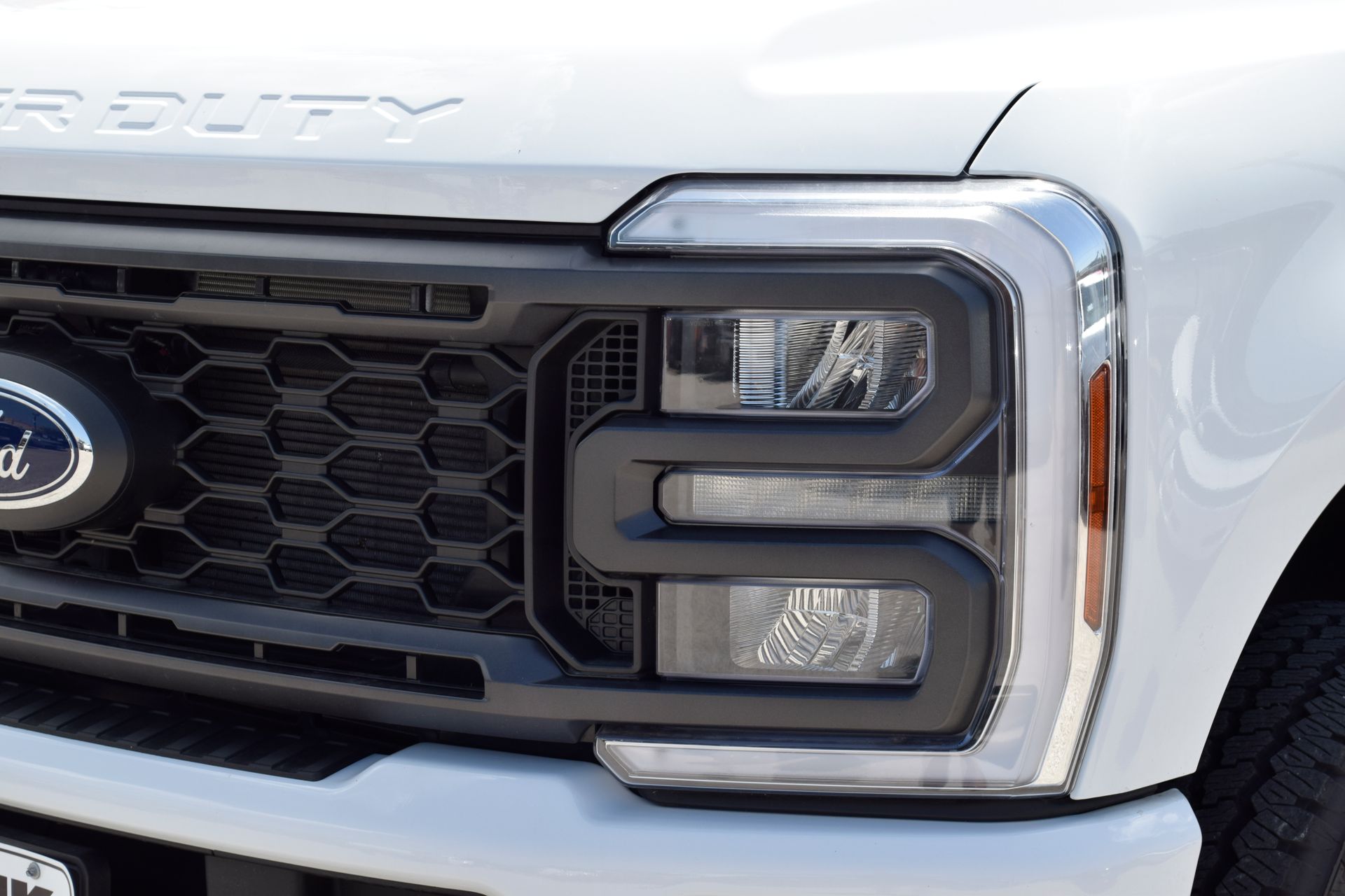 2025 Ford F-250SD XL White at South Houston Nissan