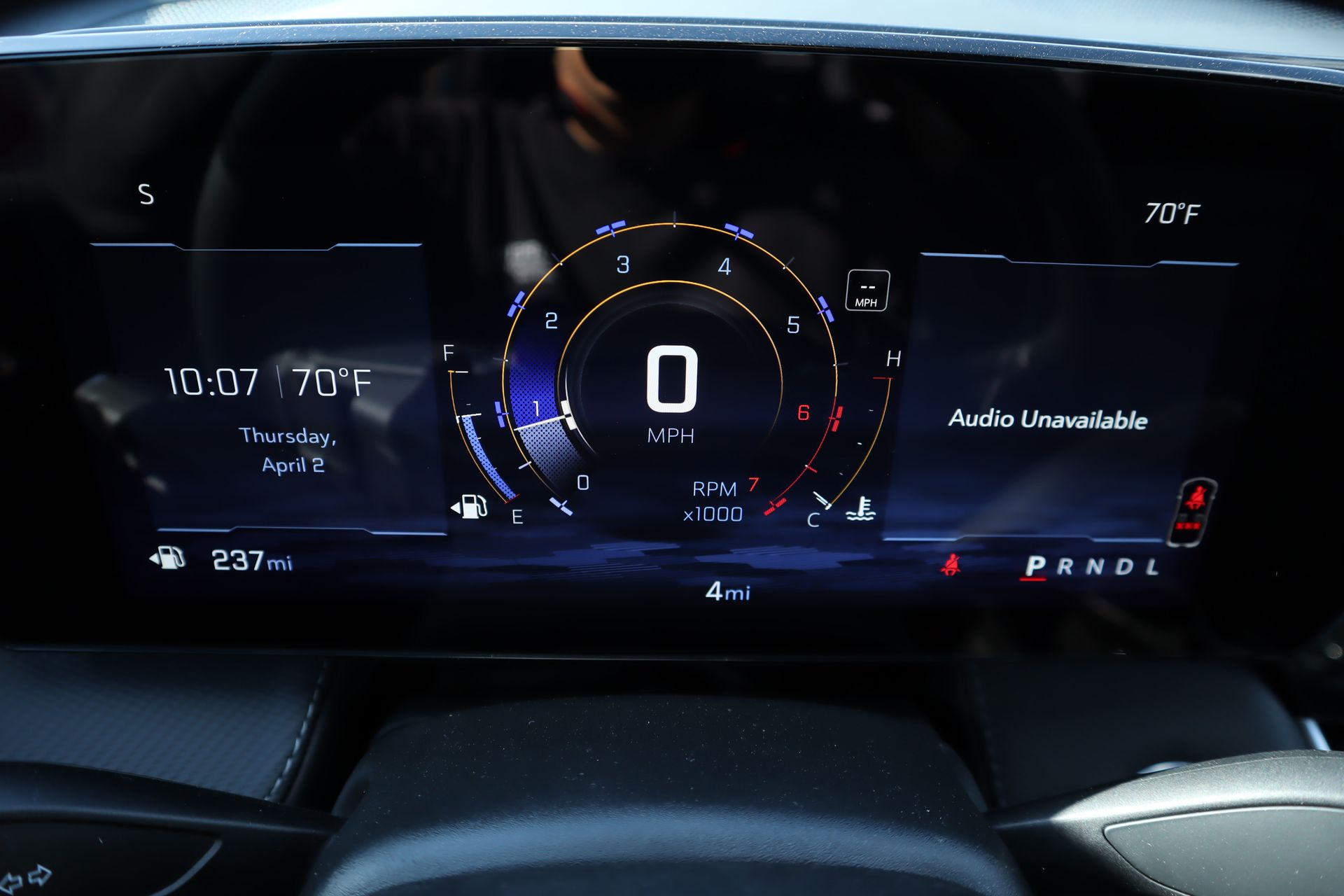 View vehicle photo 4