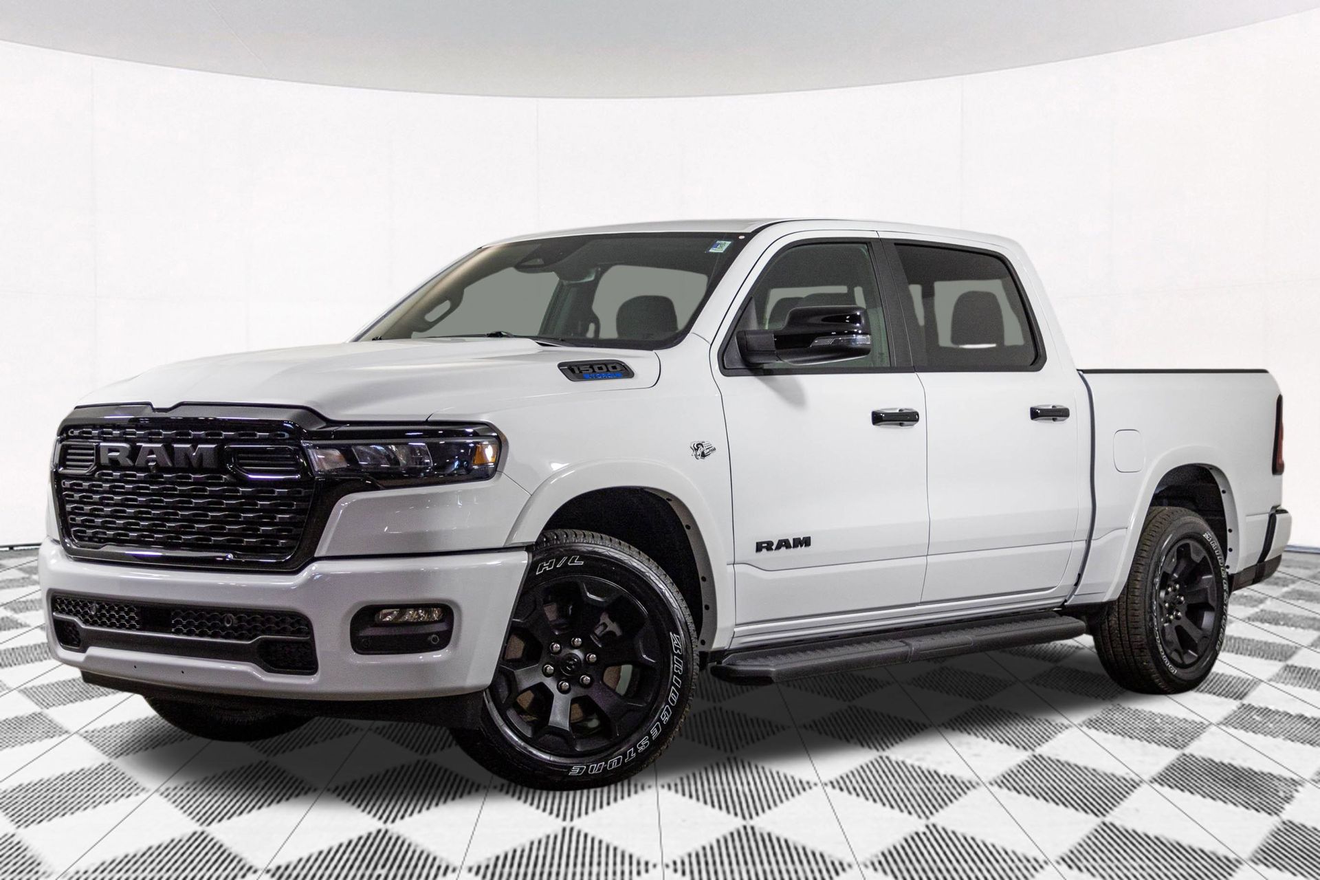 2026 RAM 1500 - Image 2