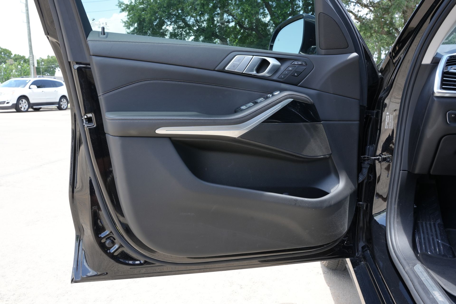 2022 BMW X7 xDrive40i Black at Bayway Cadillac of The Woodlands
