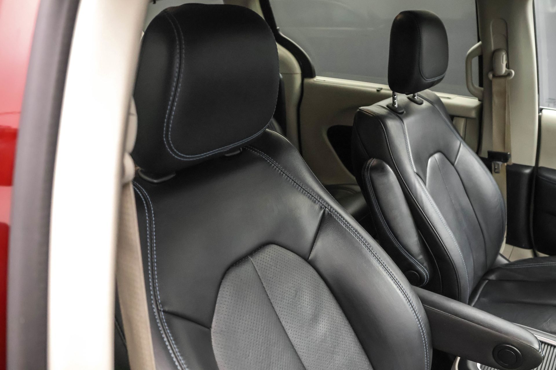 2021 CHRYSLER PACIFICA - Image 41