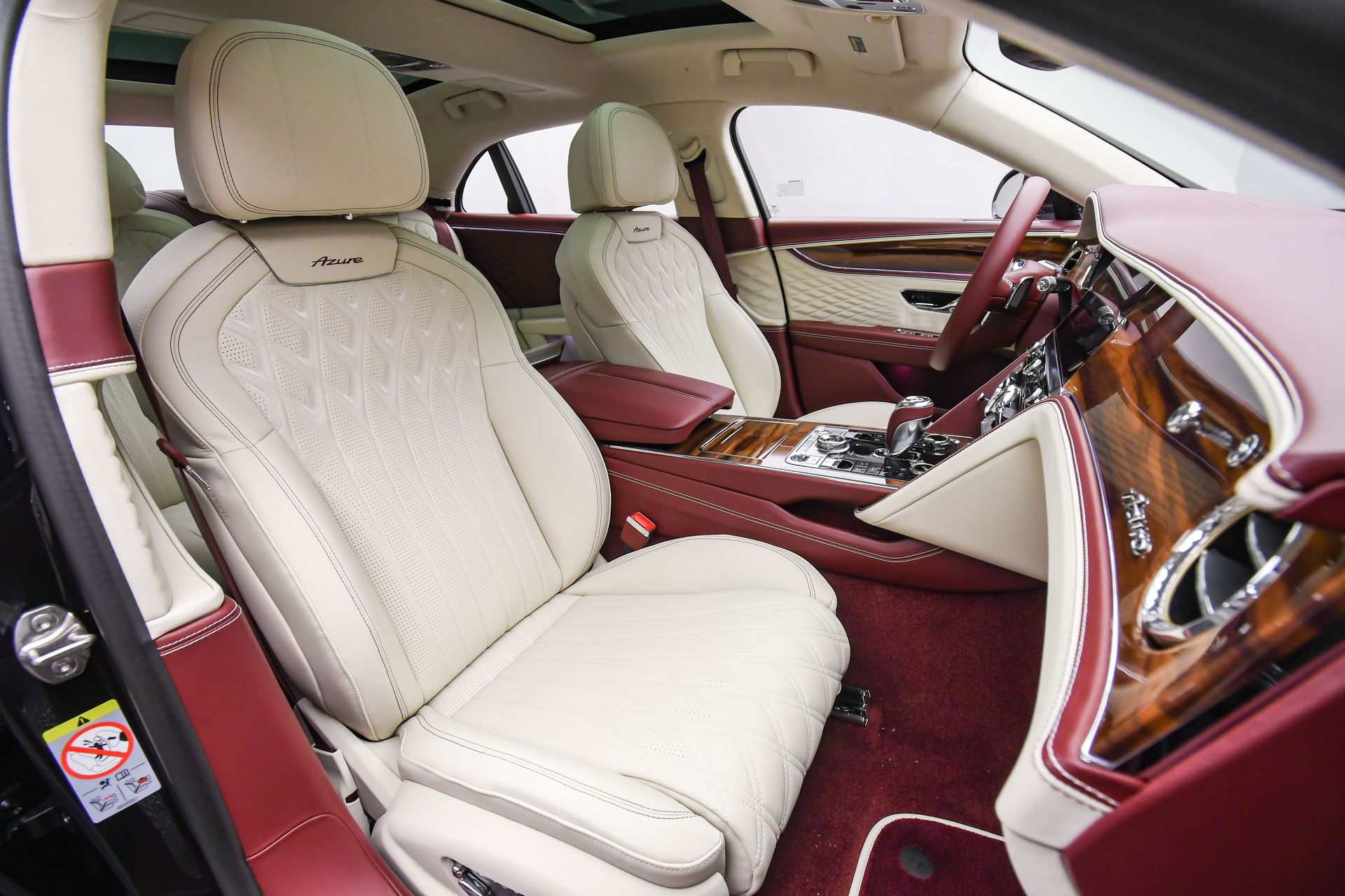 2026 Bentley Flying Spur - Photo 17