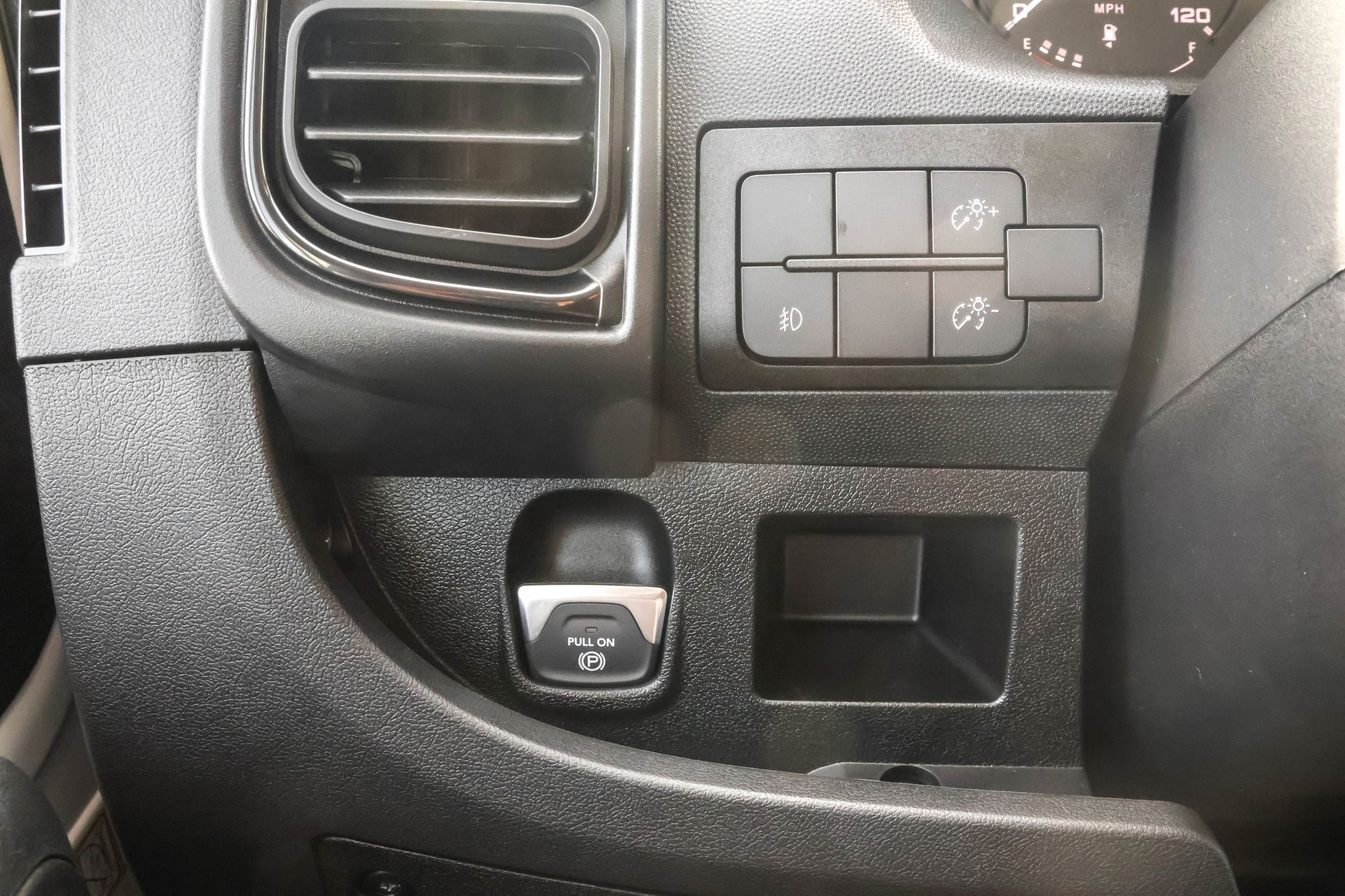 2026 RAM PROMASTER 2500 - Image 26