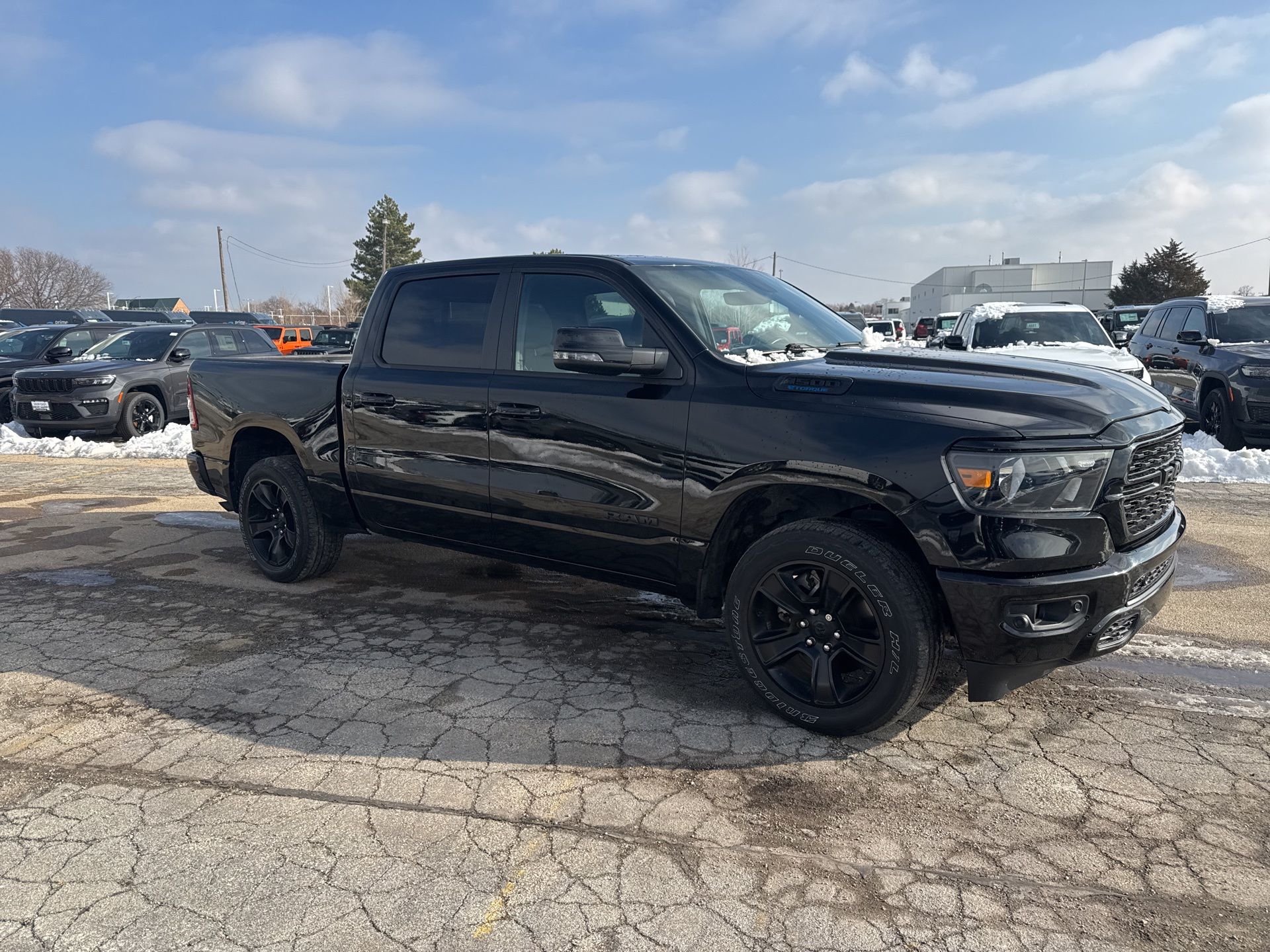 2023 RAM 1500 - Image 4