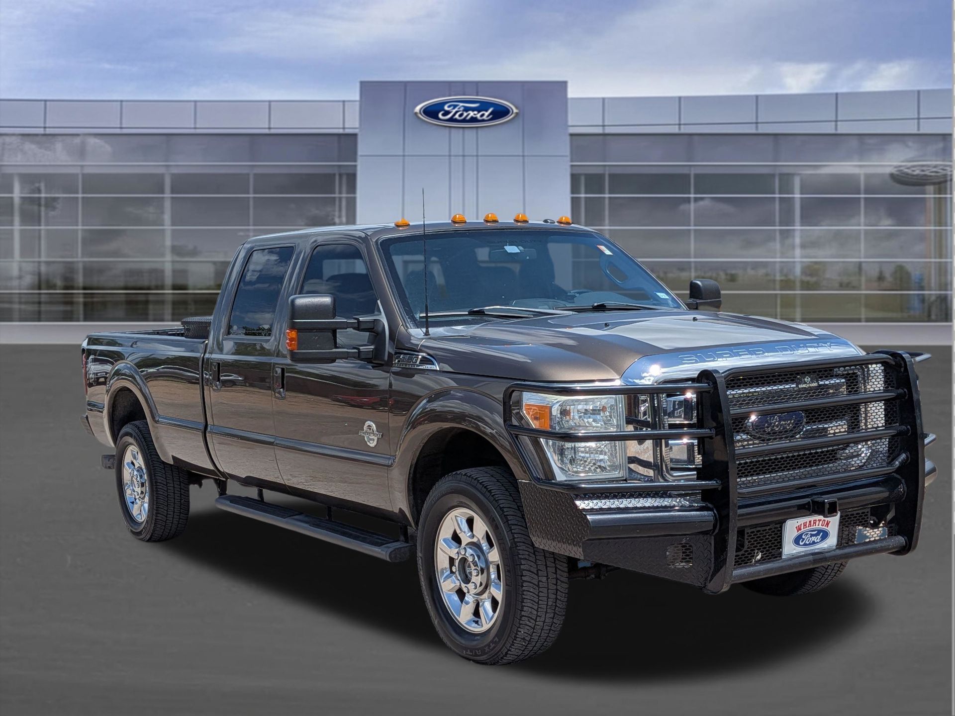 2016 Ford F-350SD Lariat Brown at Autostrade