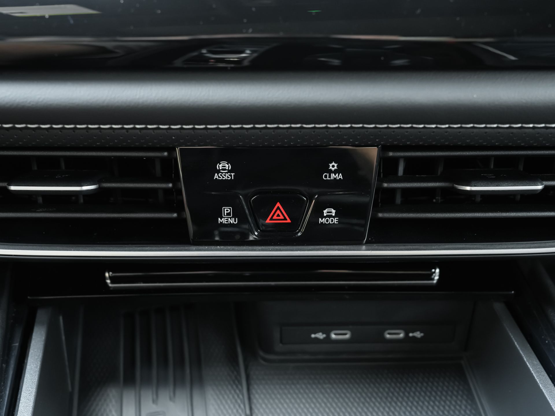 2025 Volkswagen Atlas Cross Sport SEL Premium R-LINE - Photo 19