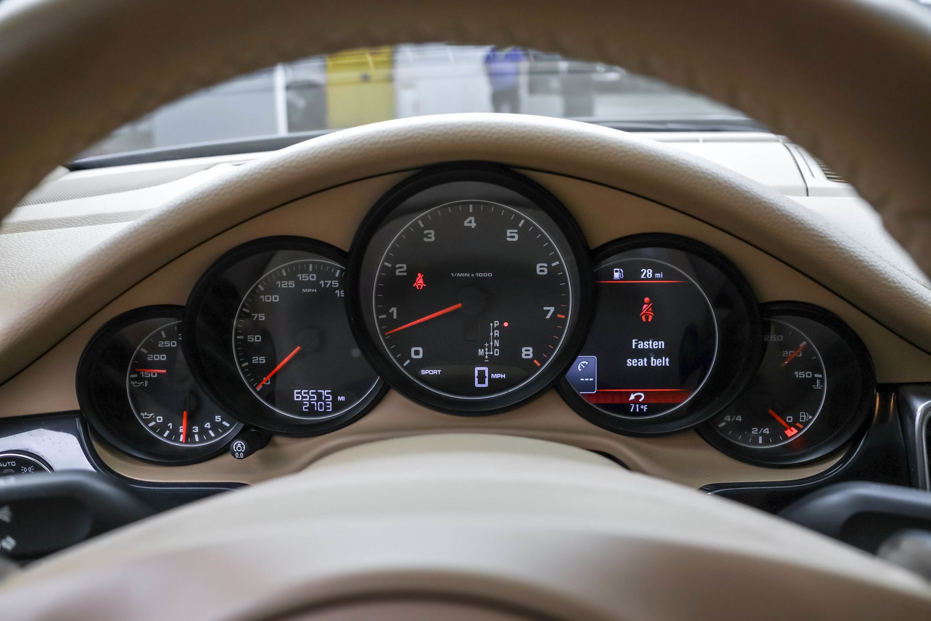 2015 PORSCHE PANAMERA - Image 21