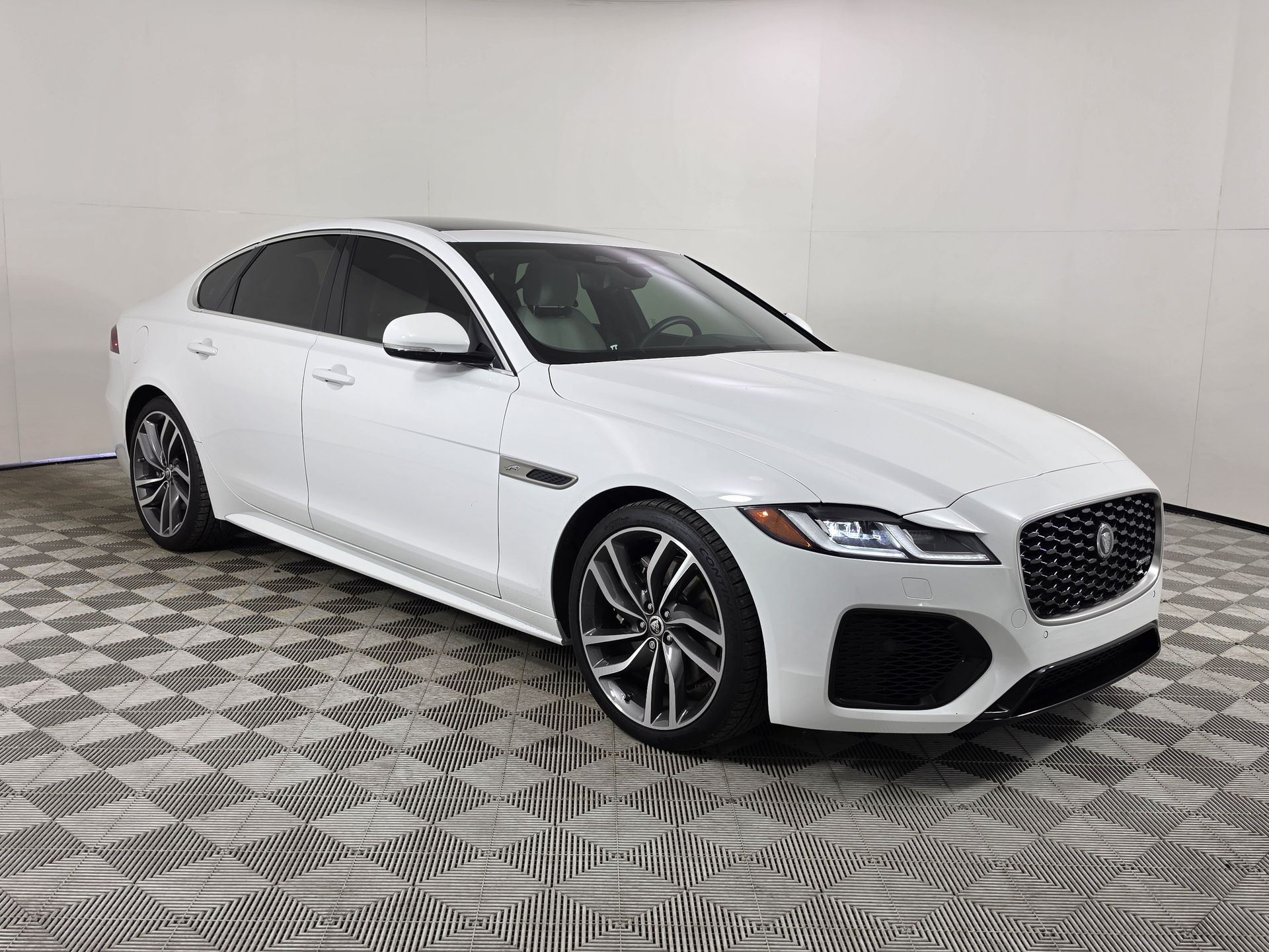 Fuji White 2024 Jaguar XF Sedan All-Wheel Drive 8-Speed Automatic