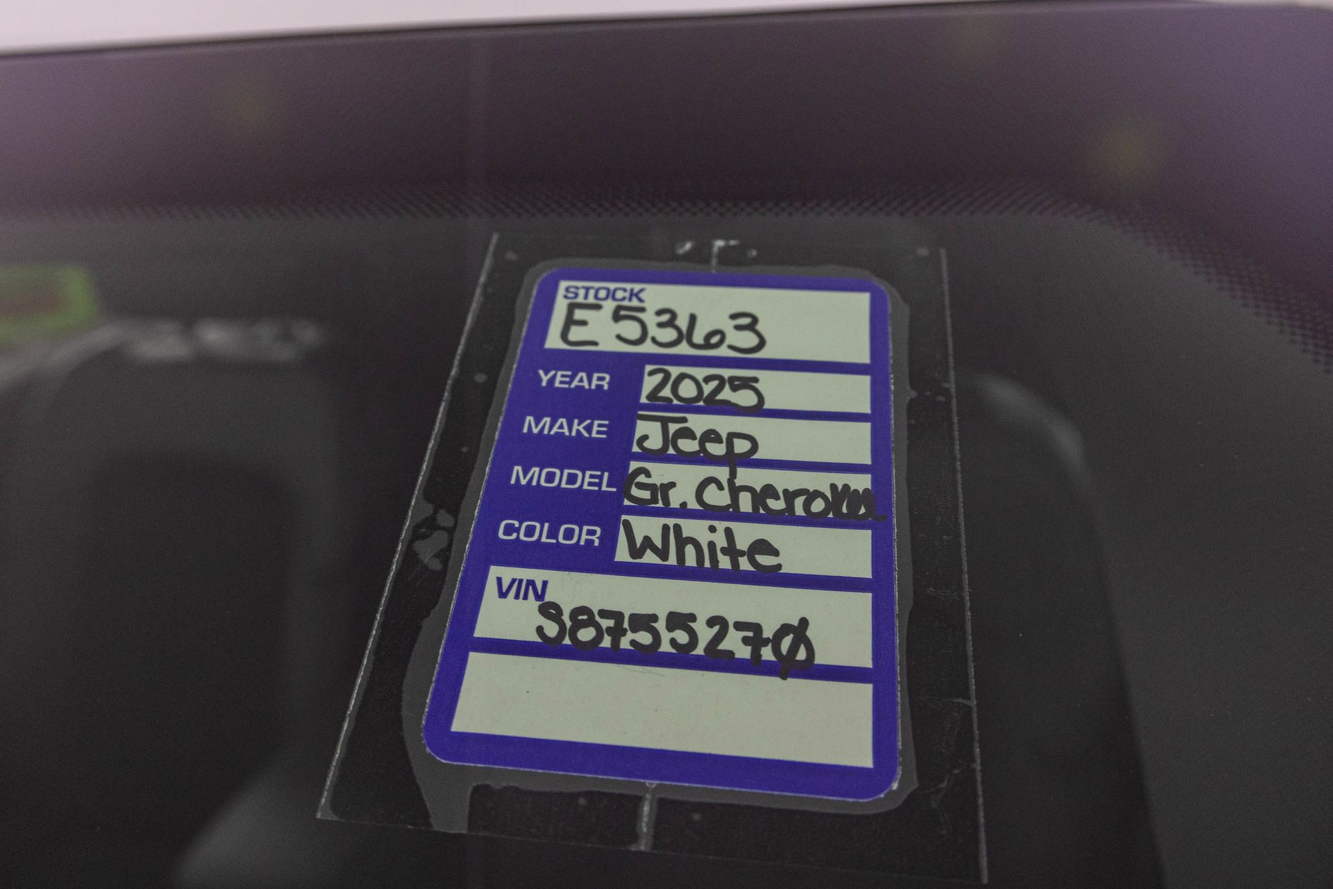 2025 JEEP GRAND CHEROKEE L - Image 31