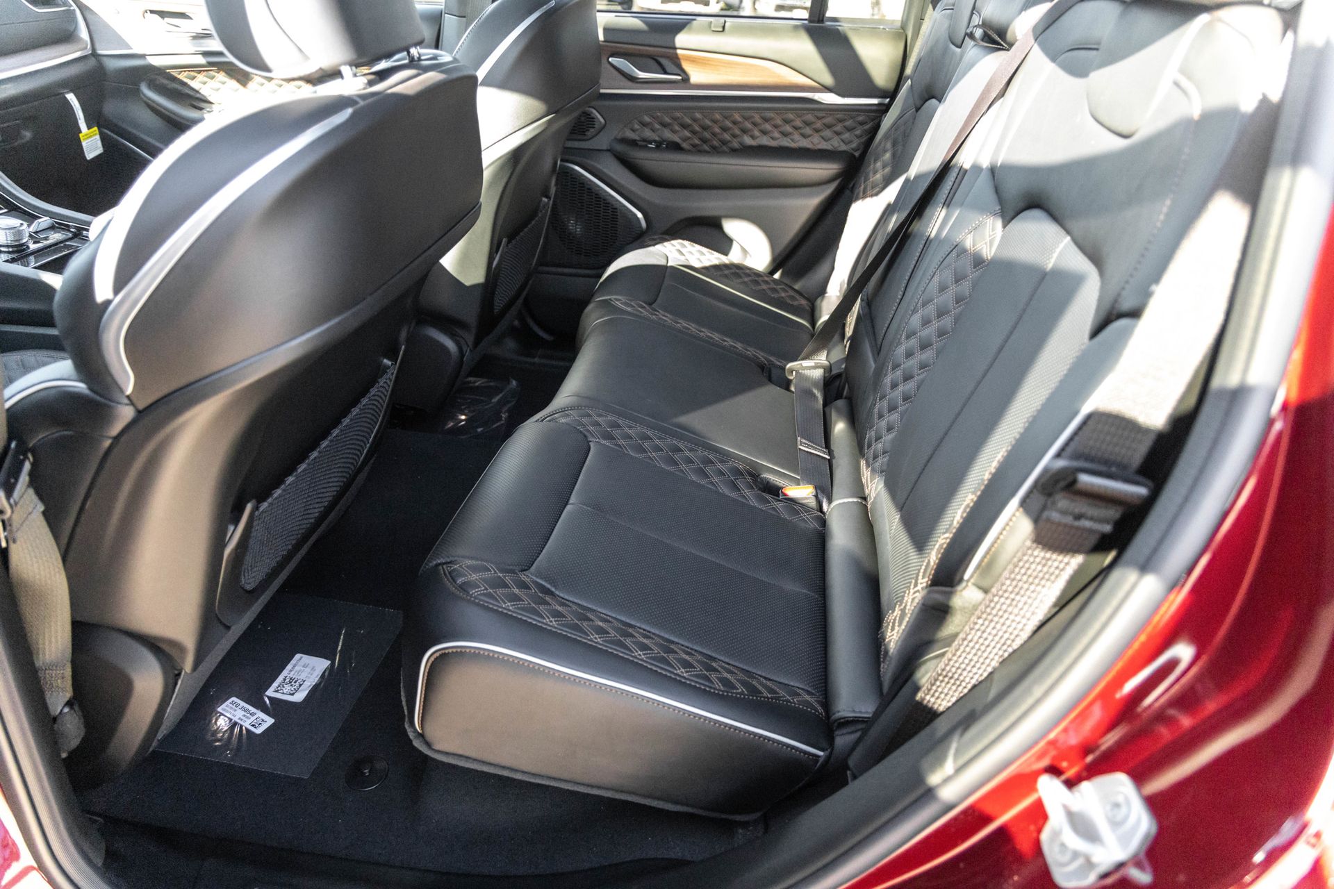 2025 JEEP GRAND CHEROKEE - Image 14